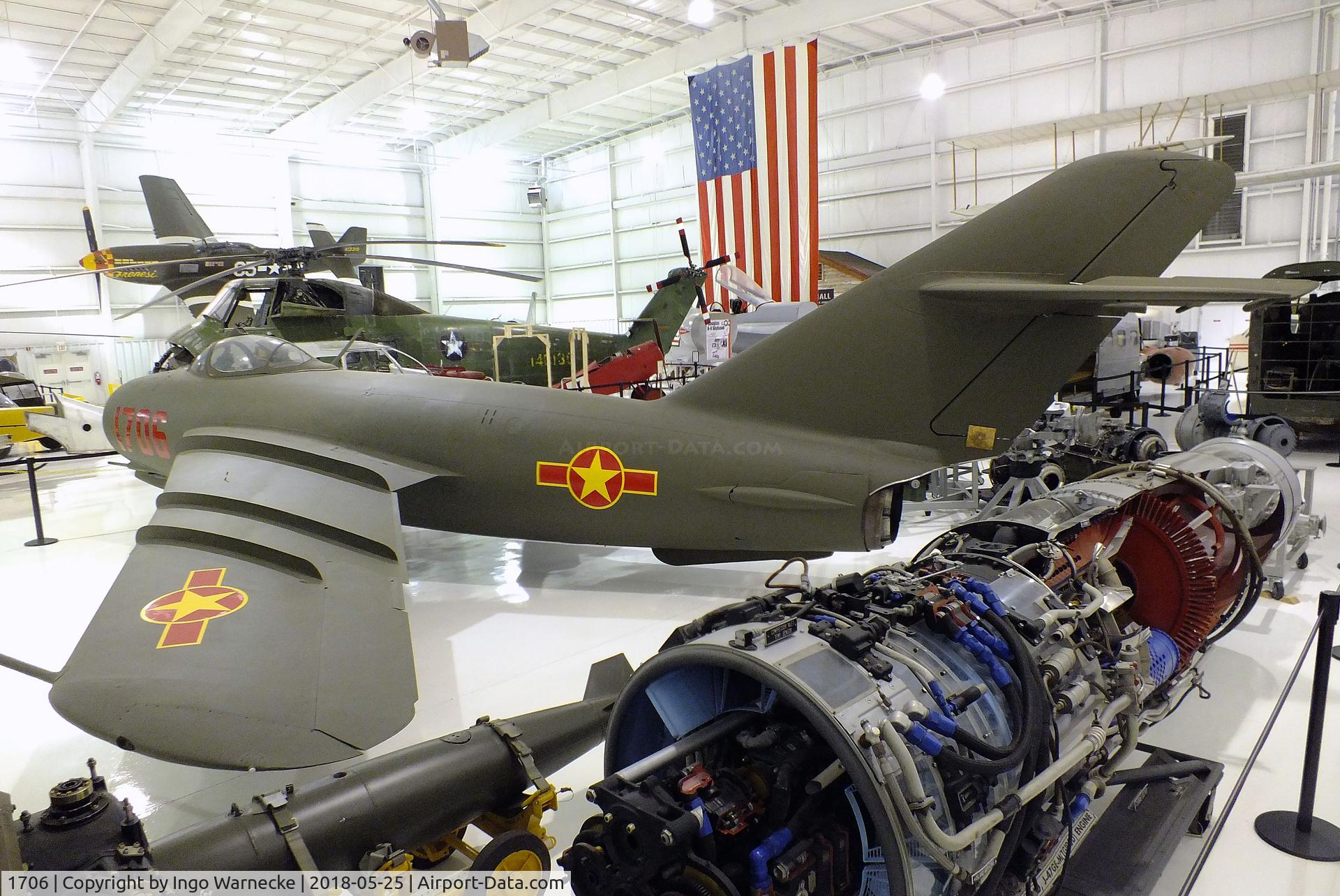 1706, 1959 PZL-Mielec Lim-5 (MiG-17F) C/N 1C1706, PZL-Mielec Lim-5 (MiG-17F) FRESCO-C at the Tennessee Museum of Aviation, Sevierville TN