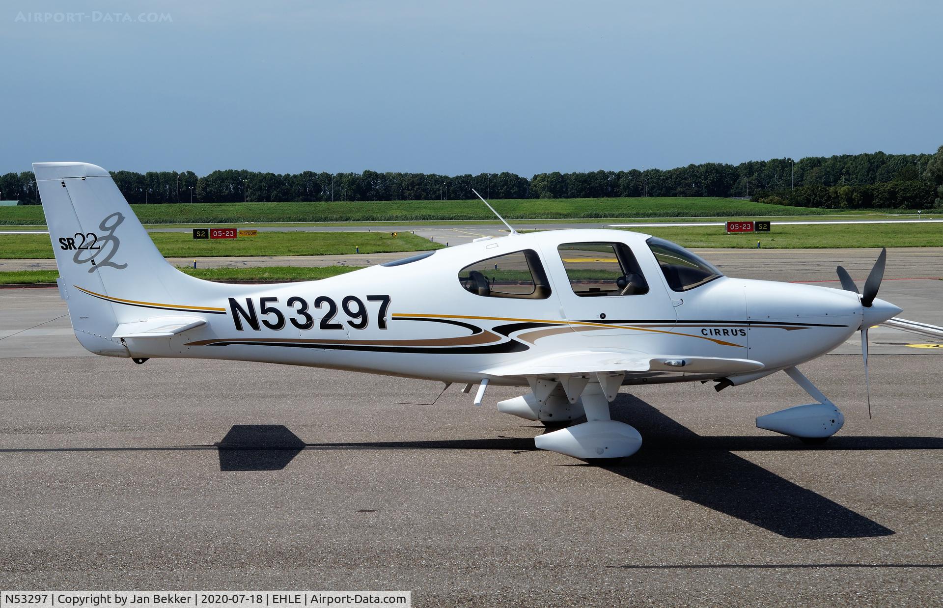 N53297, 2004 Cirrus SR22 C/N 0898, Lelystad Airport