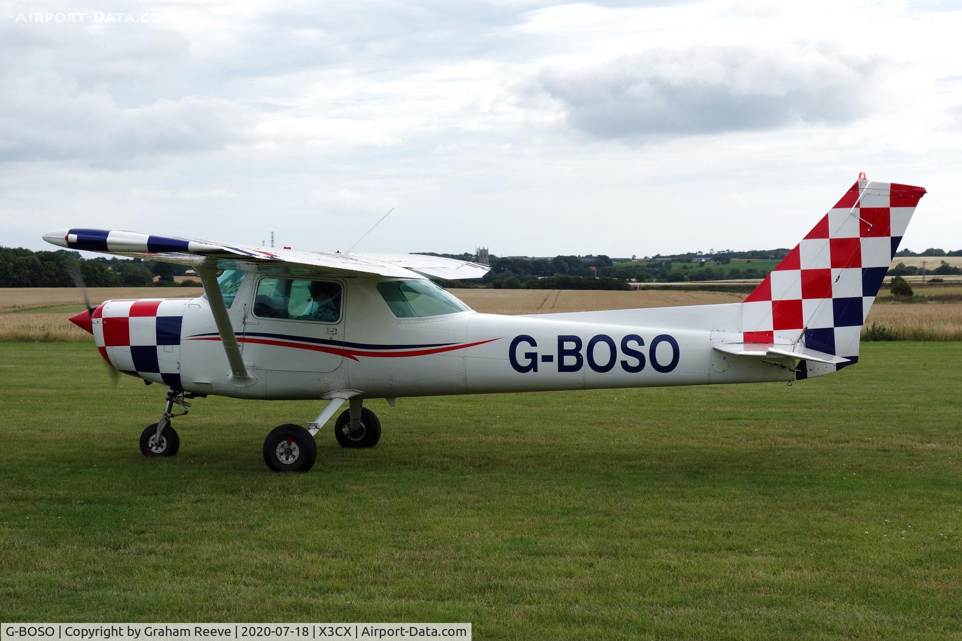 G-BOSO, 1981 Cessna A152 Aerobat C/N A152-0975, Departing from Northrepps.