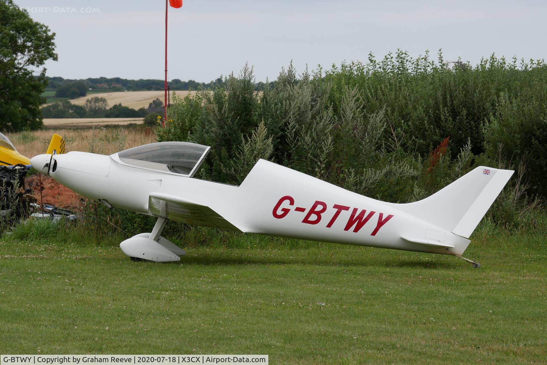 G-BTWY, 1994 Aero Designs Pulsar C/N PFA 202-12040, Parked at Northrepps.