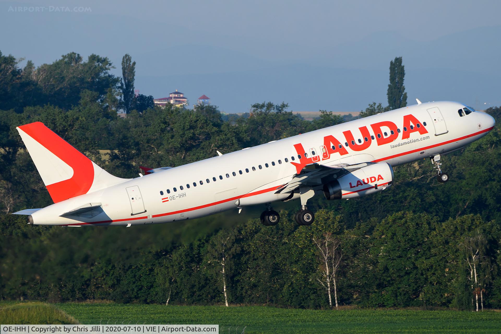 OE-IHH, 2005 Airbus A320-232 C/N 2502, Laudamotion