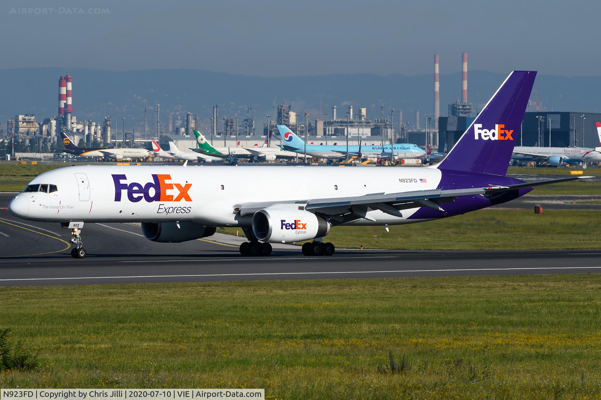 N923FD, 1992 Boeing 757-204 C/N 26266, FedEx Express