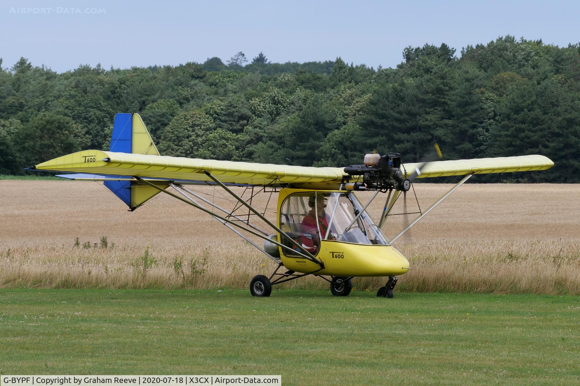 G-BYPF, 1999 Thruster Sprint T600N C/N 9089-T600N-034, Just landed at Northrepps.