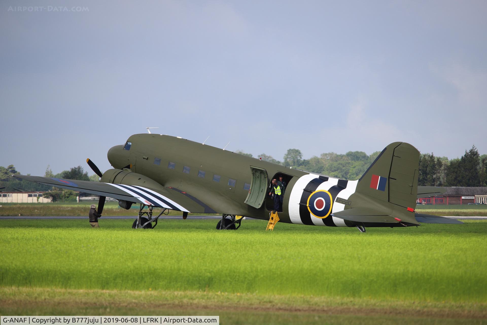 G-ANAF, 1944 Douglas DC-3C-R-1830-90C (C-47B) C/N 33436, for 75 D-Day anniversary
peint KP220