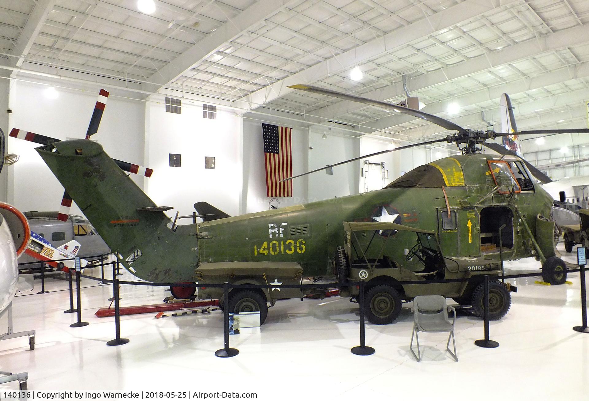 140136, Sikorsky UH-34G Seabat (S-58A) C/N 58-0190, Sikorsky UH-34G Seabat at the Tennessee Museum of Aviation, Sevierville TN