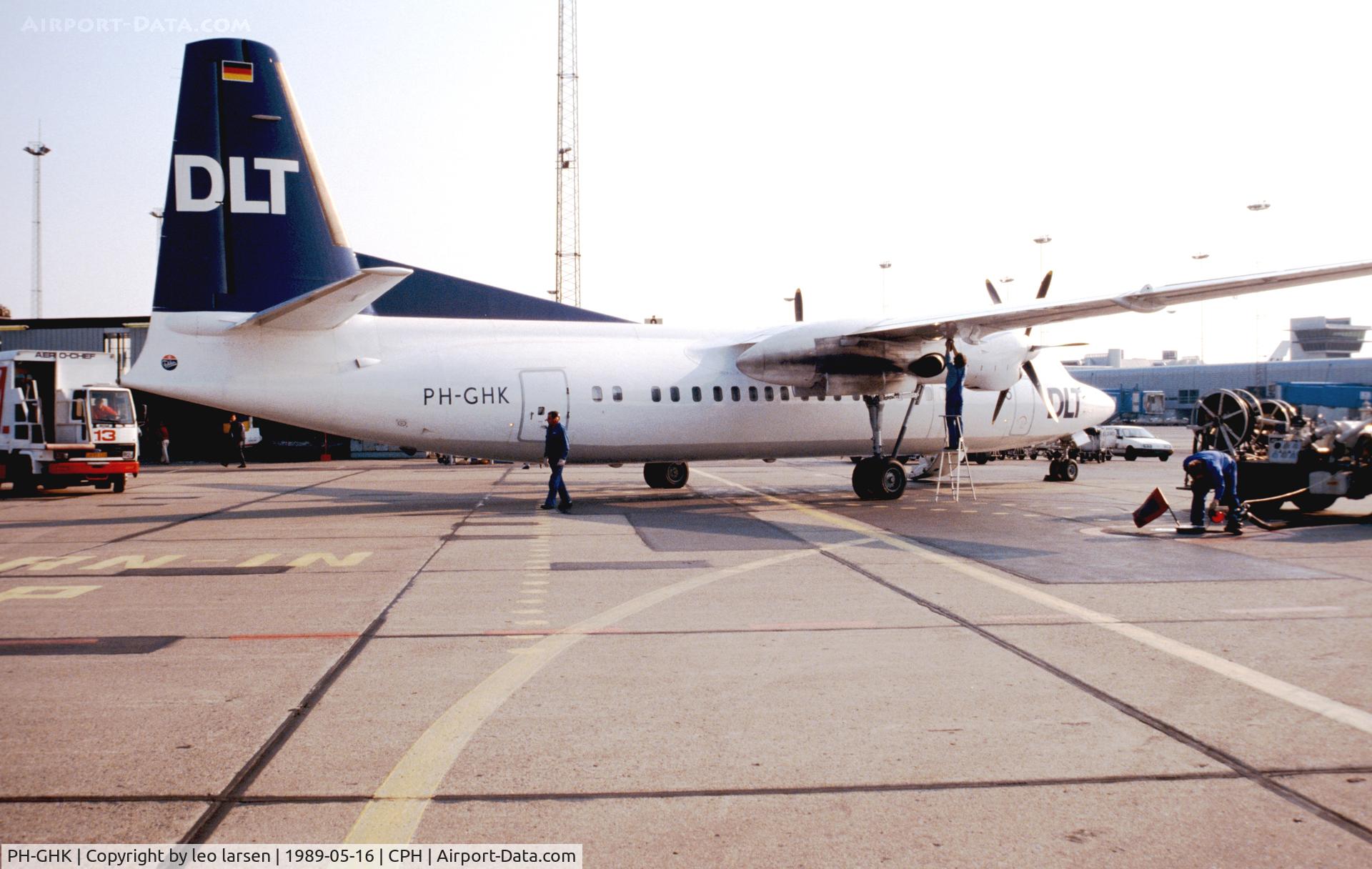 PH-GHK, 1987 Fokker 50 C/N 20116, Copenhagen 16.5.1989