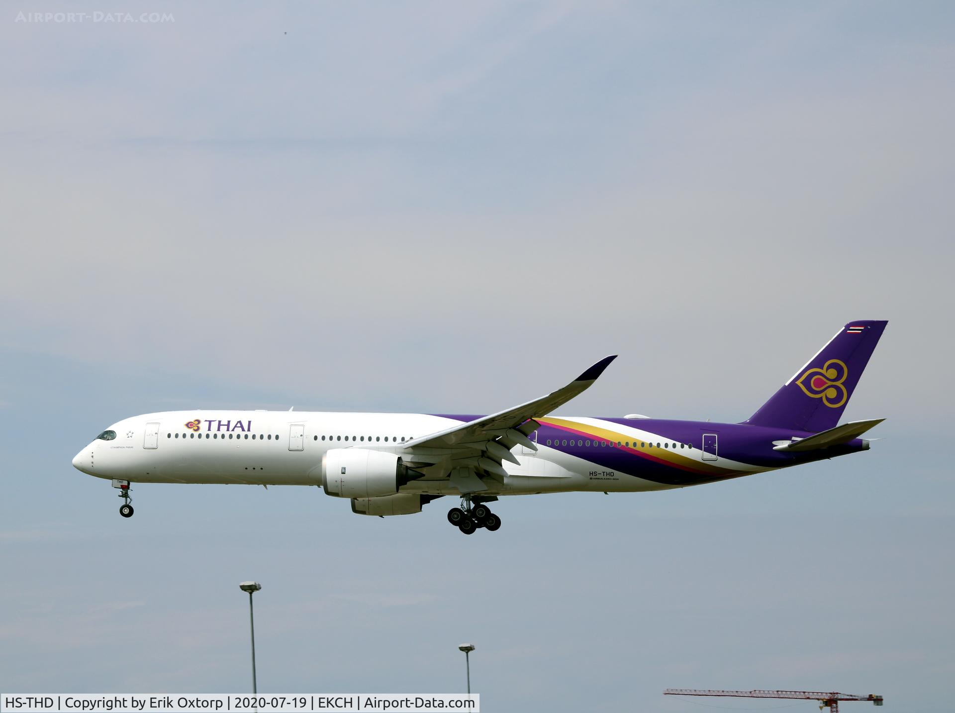 HS-THD, 2016 Airbus A350-941 C/N 095, HS-THD landing rw 22L