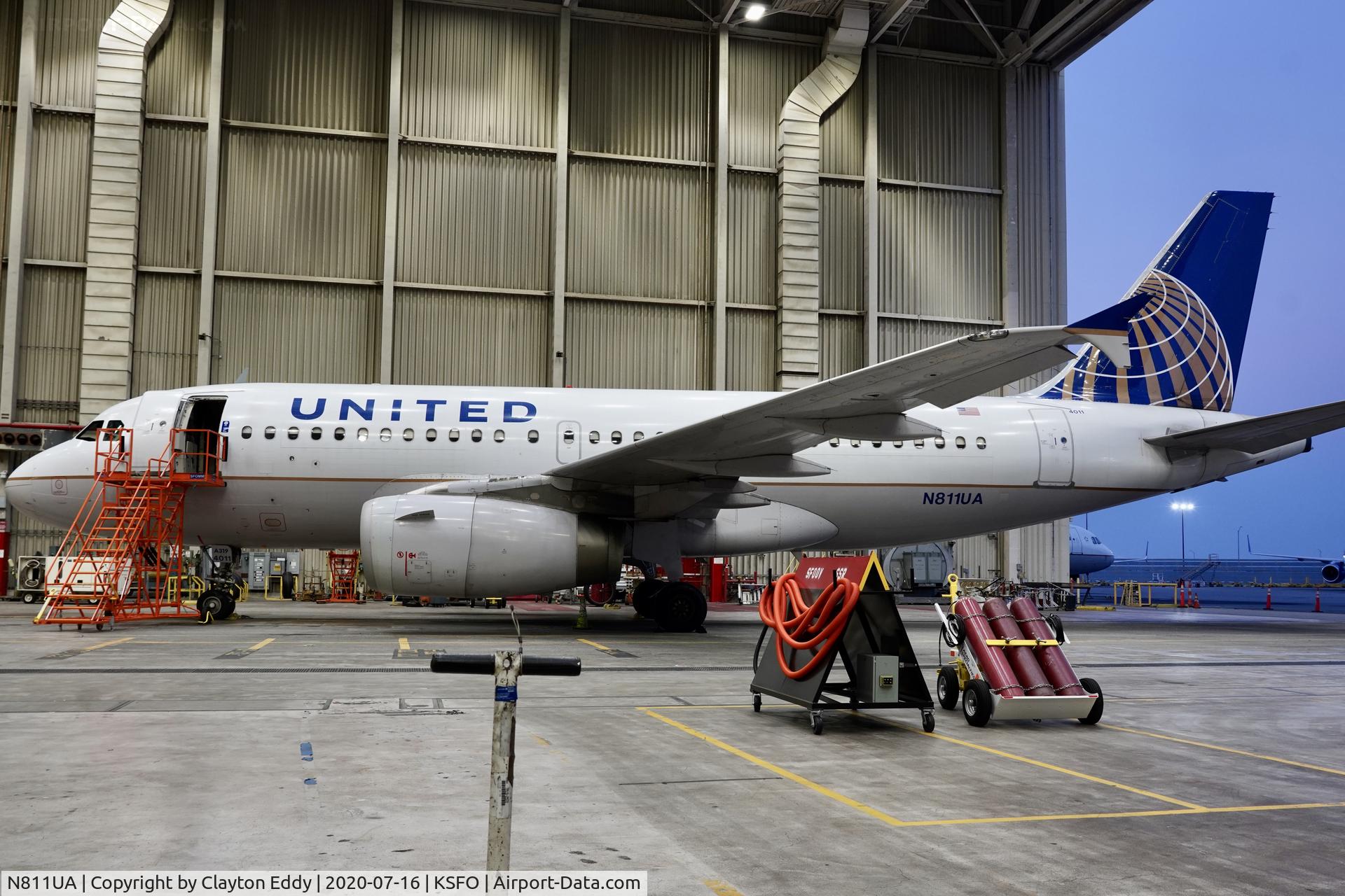 N811UA, 1998 Airbus A319-131 C/N 847, SFO 2020.