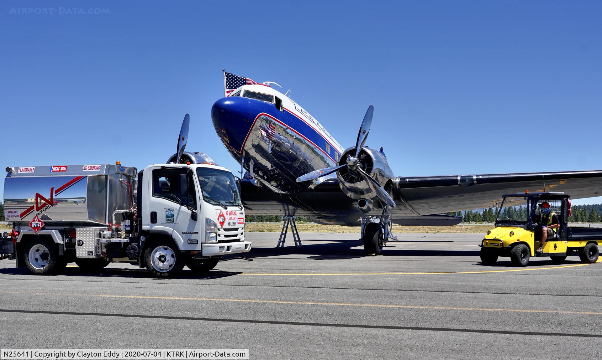 N25641, 1943 Douglas DC3C-S4C4G (C-47) C/N 9059, Part of the D-day Truckee Tahoe flyover July 4th 2020.Truckee airport California 2020.