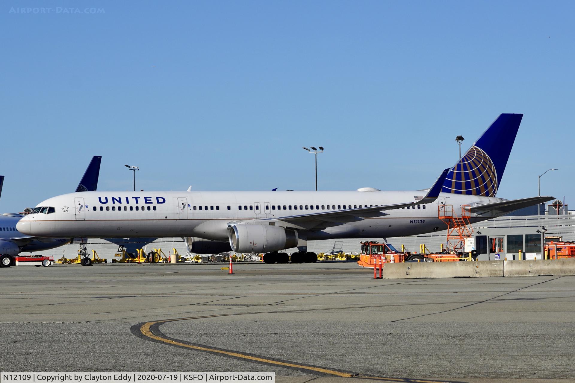 N12109, 1994 Boeing 757-224 C/N 27299, SFO 2020.