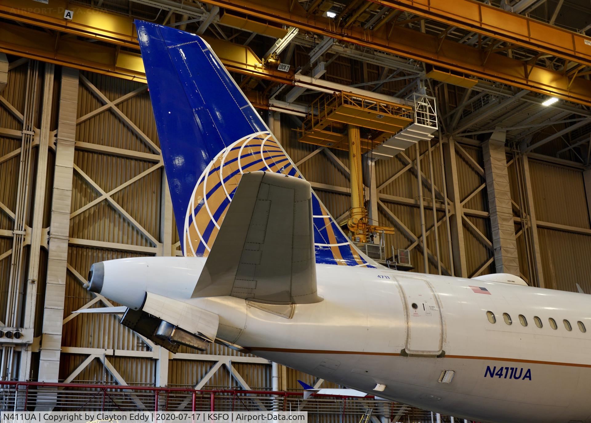 N411UA, 1994 Airbus A320-232 C/N 464, SFO 2020.