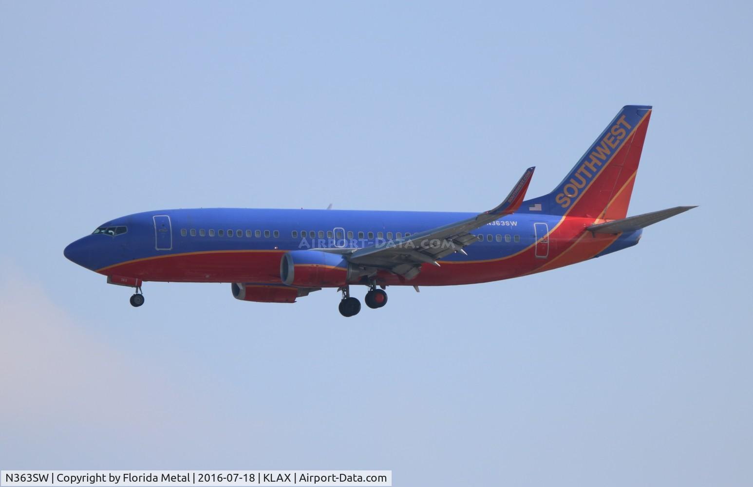 N363SW, 1993 Boeing 737-3H4 C/N 26574, LAX 2016