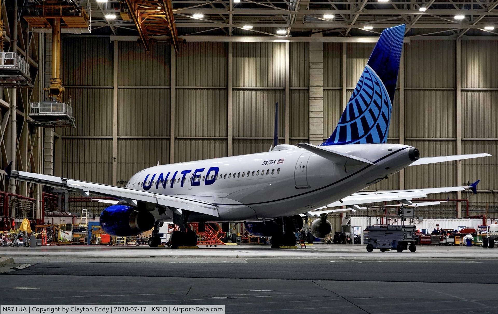 N871UA, 2003 Airbus A319-132 C/N 1971, SFO 2020.