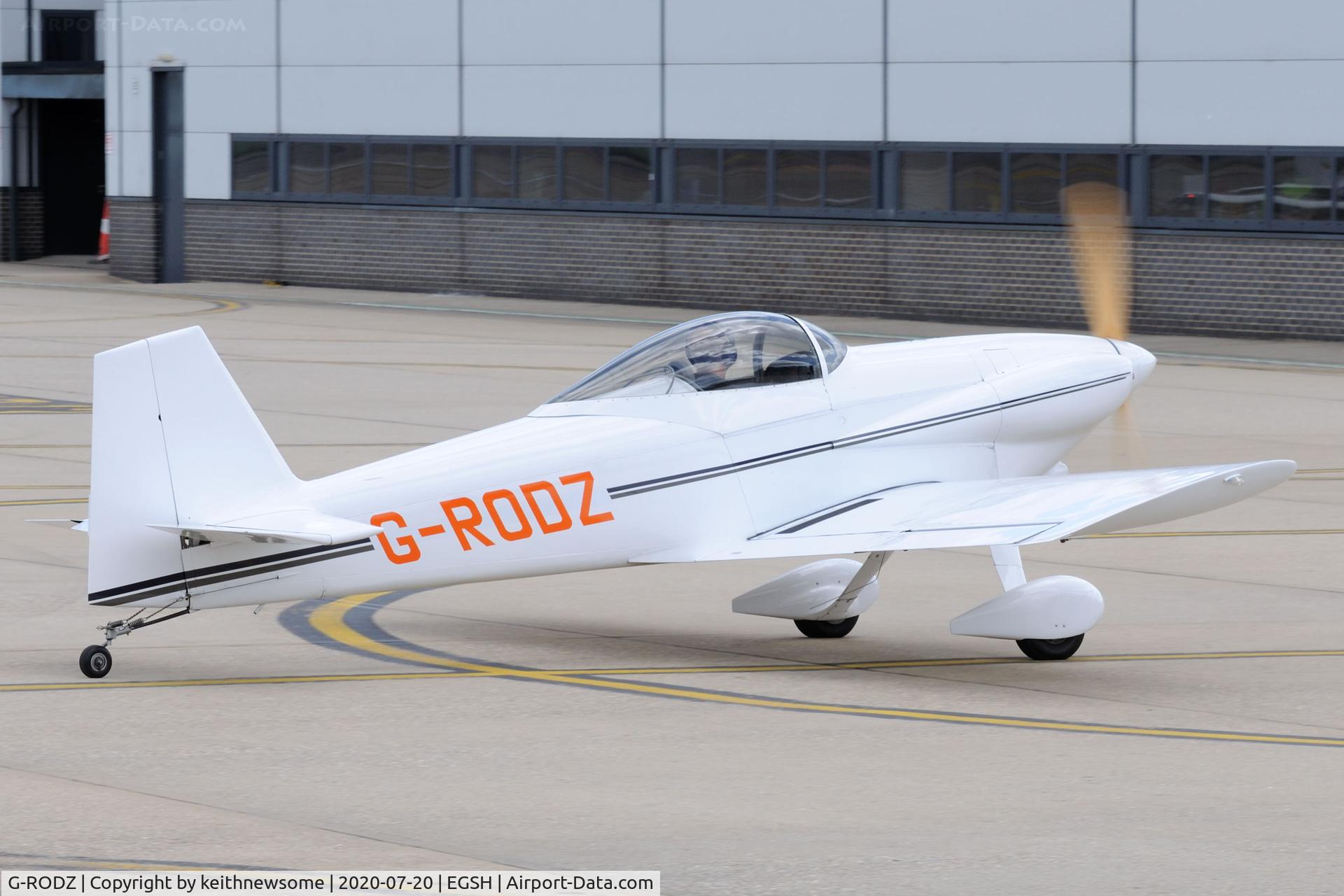 G-RODZ, 2004 Vans RV-3 C/N 10622, Arriving at Norwich.
