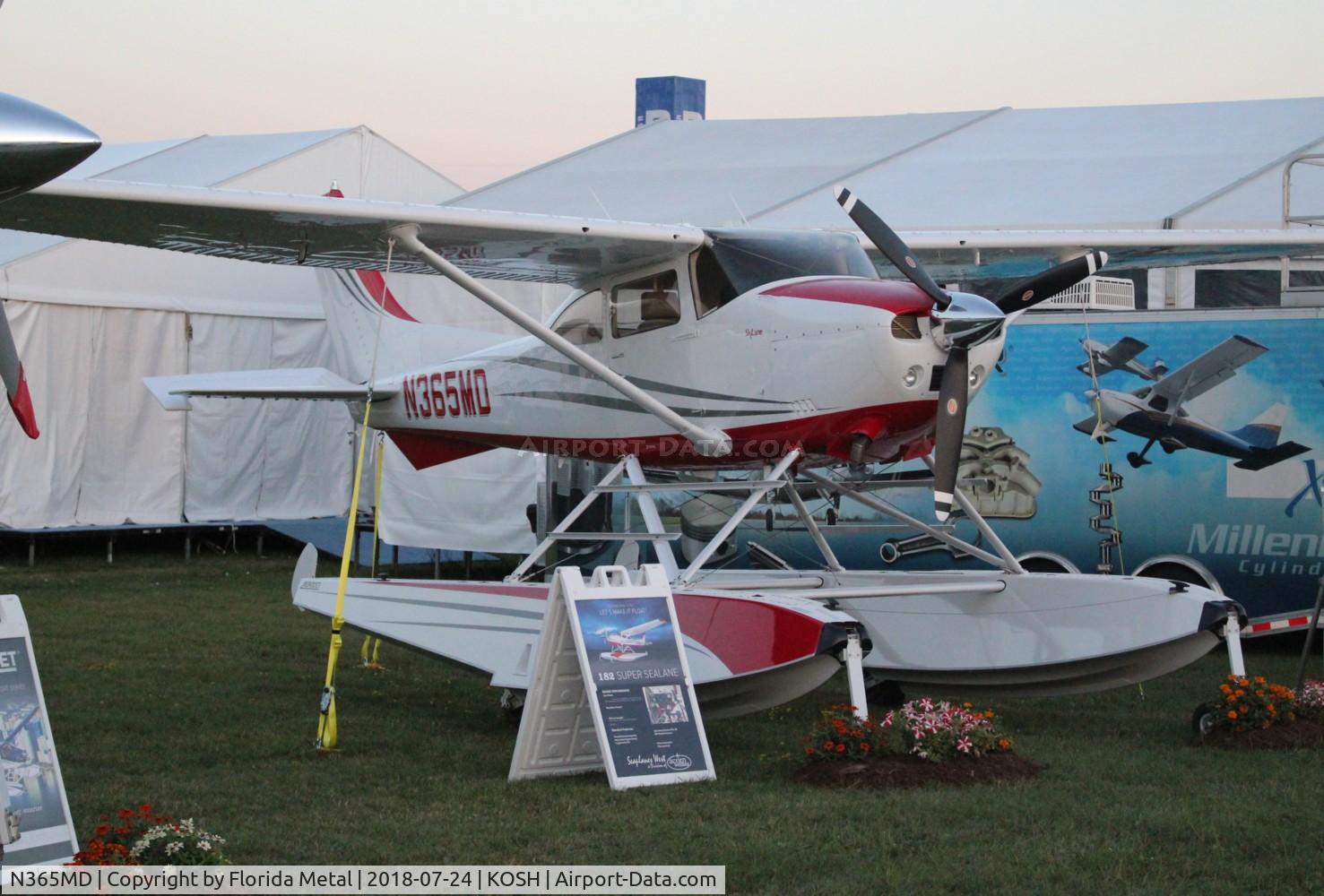 N365MD, 1976 Cessna 182P Skylane C/N 18264584, OSH 2018