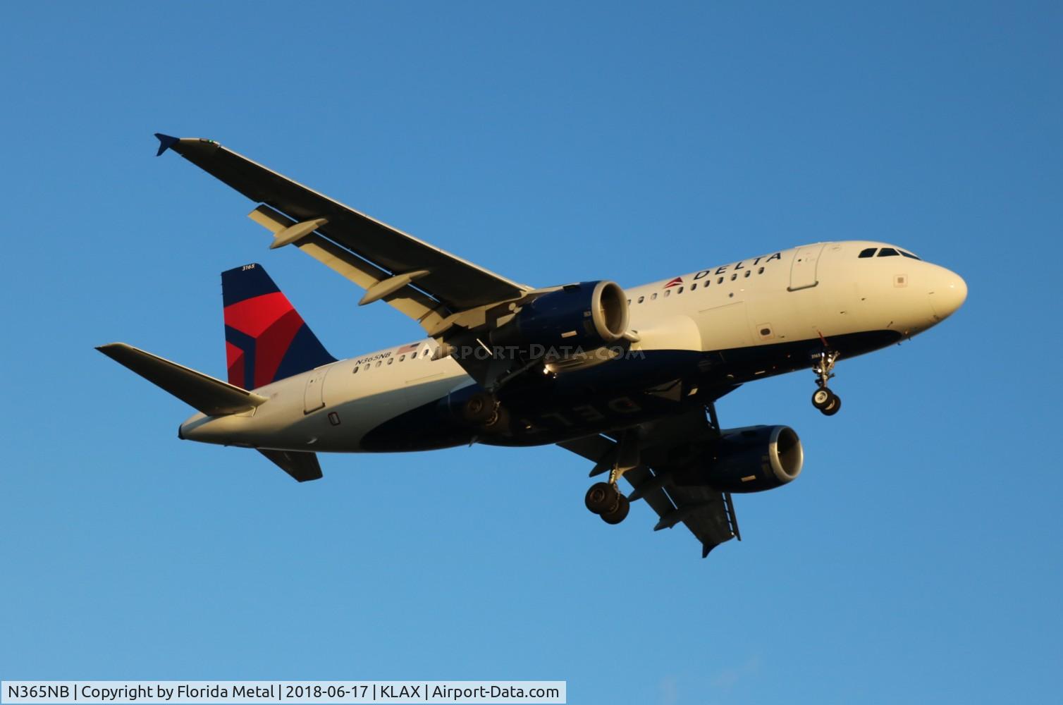 N365NB, 2003 Airbus A319-114 C/N 2013, LAX 2018