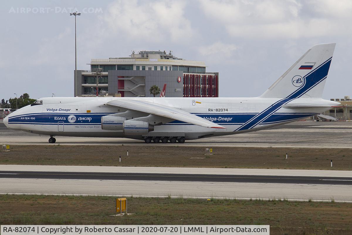 RA-82074, 1994 Antonov An-124-100 Ruslan C/N 9773051459142, Park 9
