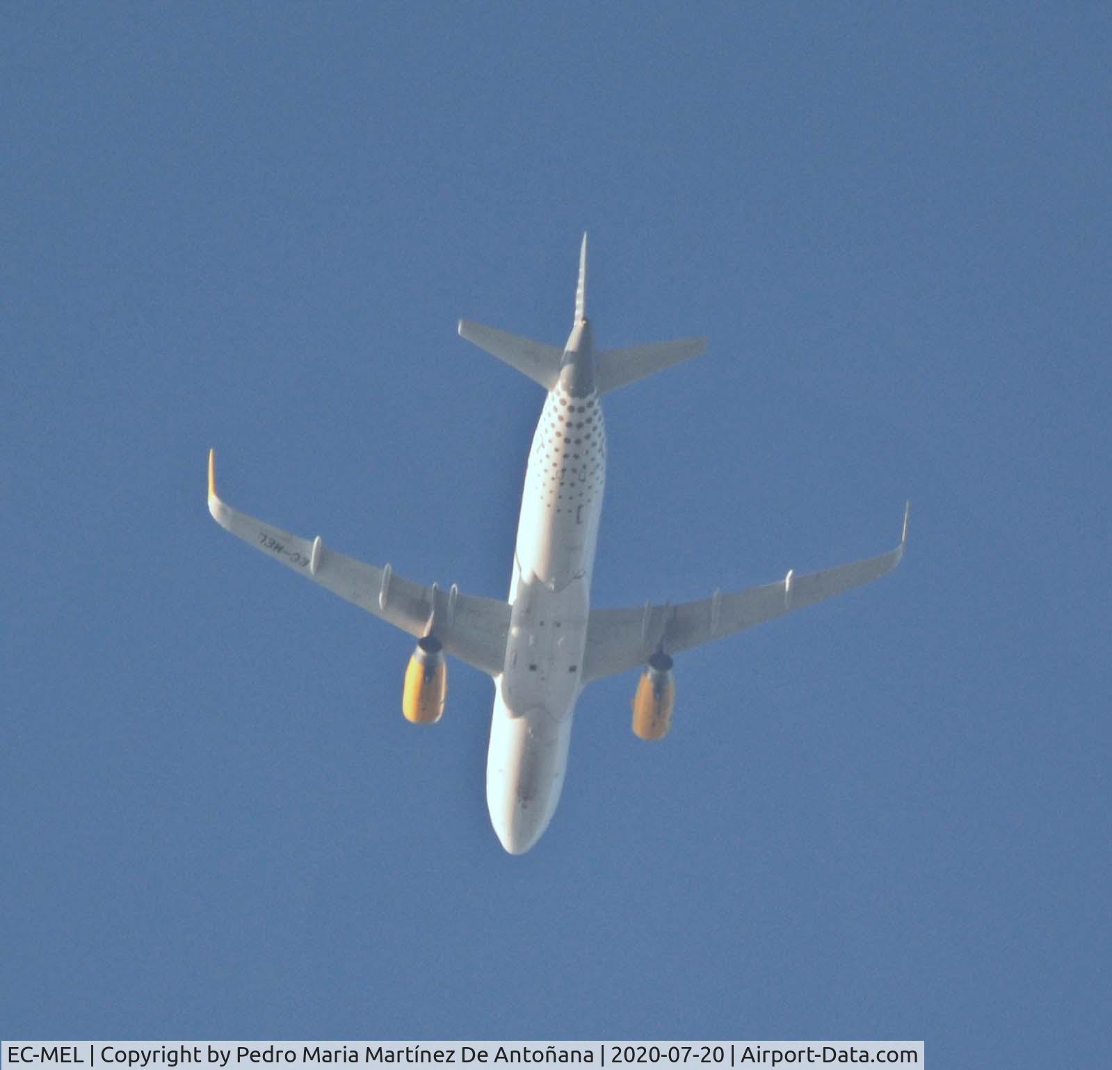 EC-MEL, 2015 Airbus A320-232 C/N 6450, Ventas de Armentia - Condado de Treviño - España