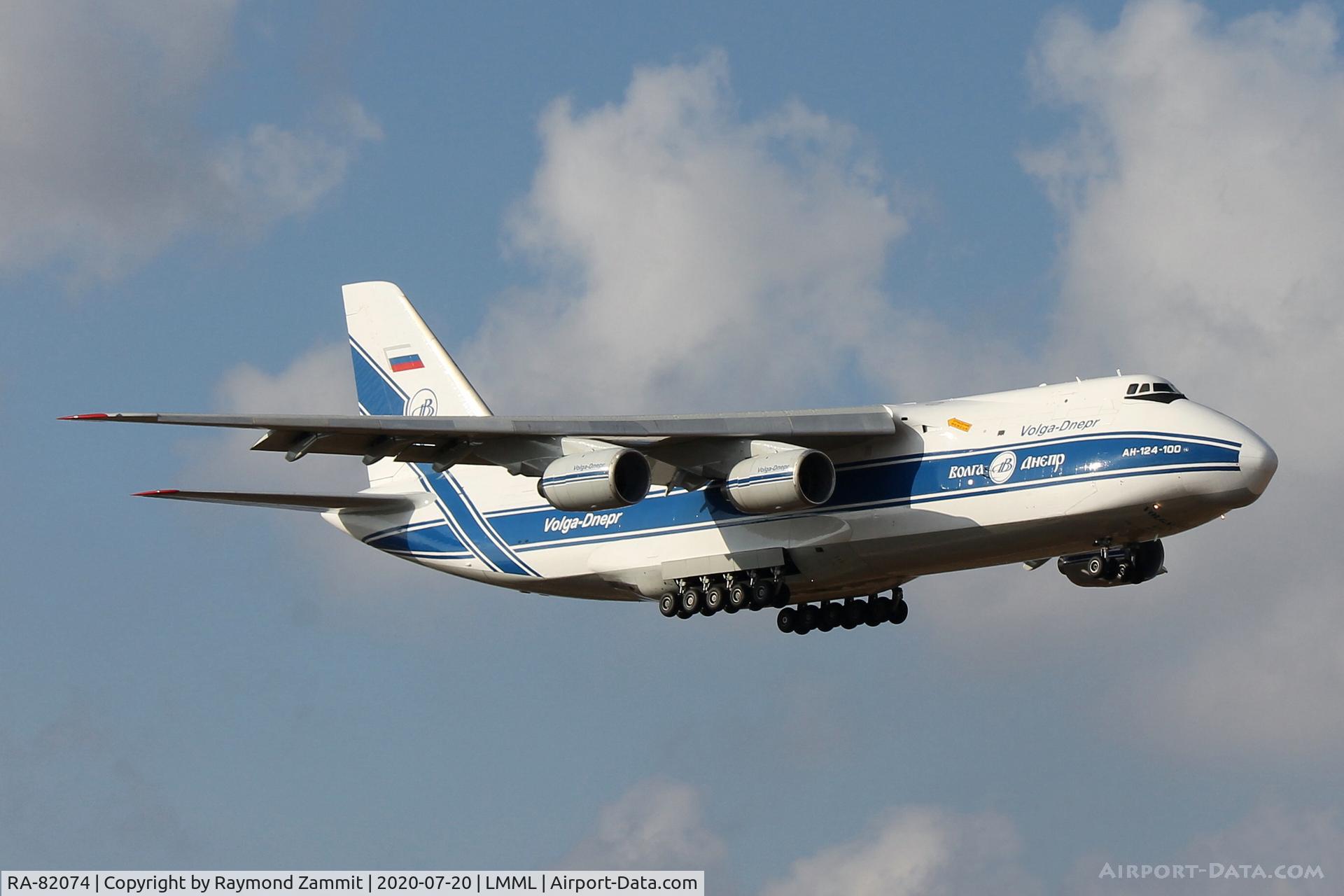 RA-82074, 1994 Antonov An-124-100 Ruslan C/N 9773051459142, Antonov An-124 RA-82074 Volga Dnepr Airlines