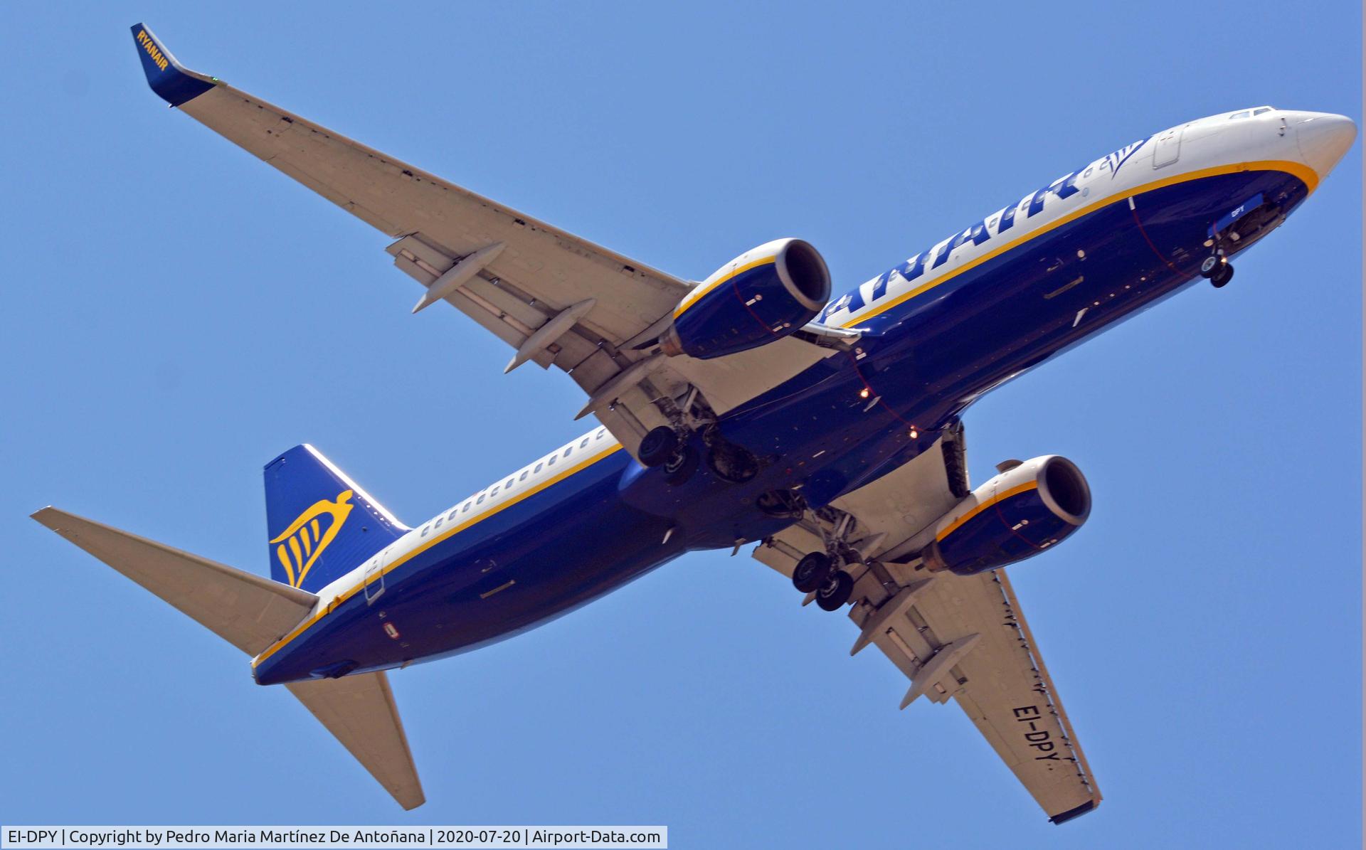 EI-DPY, 2007 Boeing 737-8AS C/N 33615, Vitoria-Gasteiz