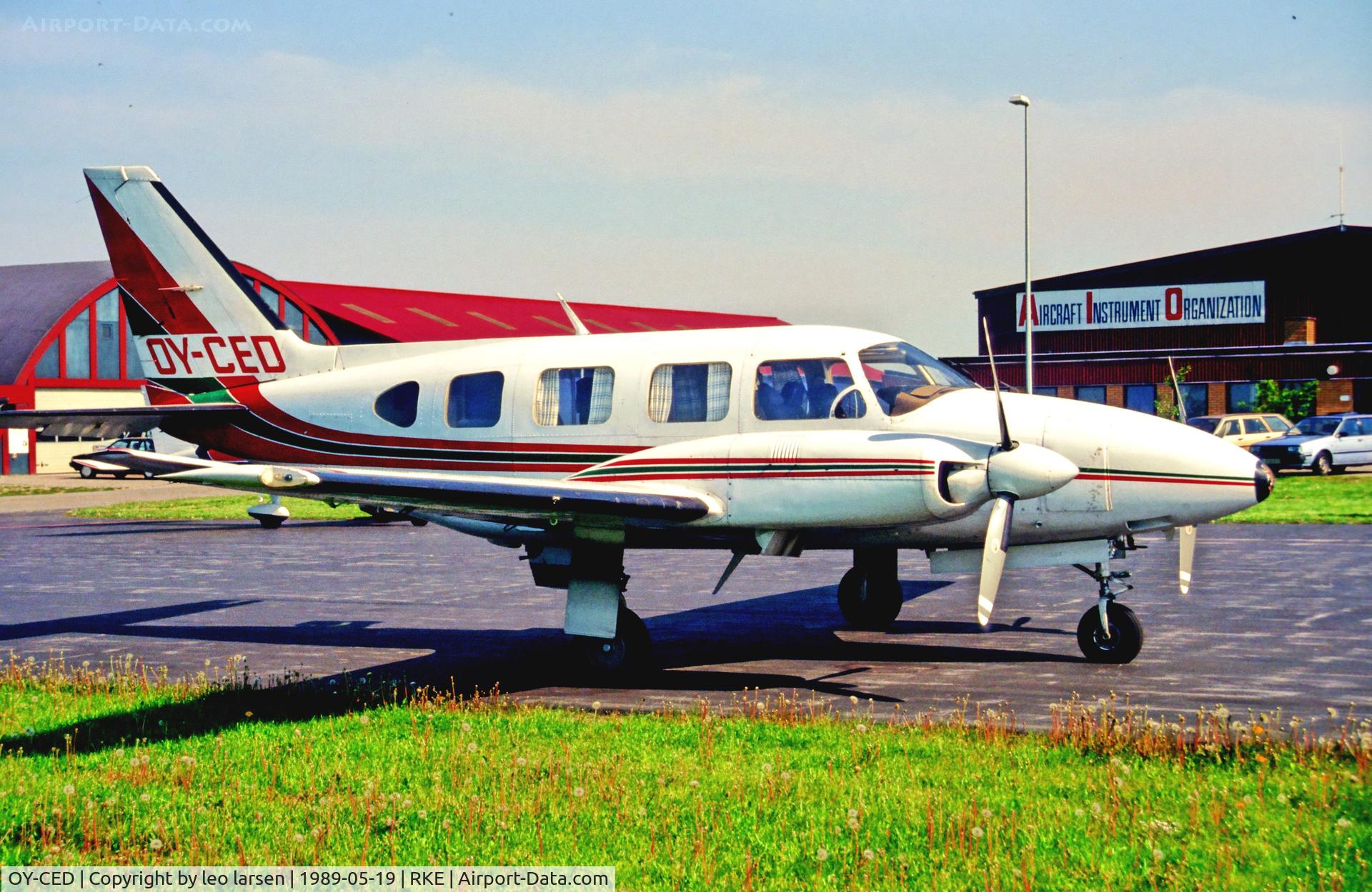 OY-CED, 1978 Piper PA-31-325 Navajo C/R C/N 31-7912017, Roskilde 19.5.1989