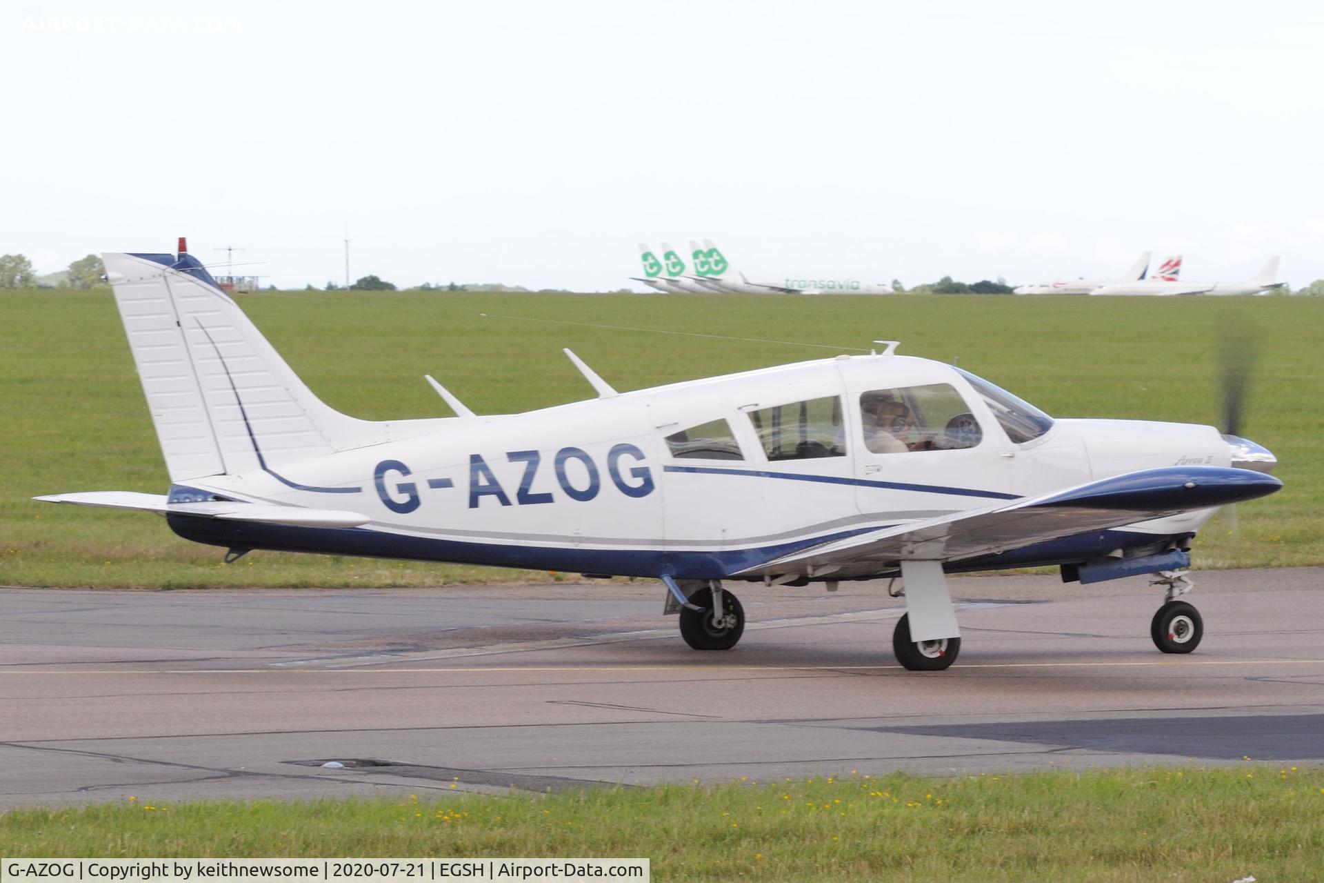 G-AZOG, 1971 Piper PA-28R-200-2 Cherokeee Arrow II C/N 28R-7235009, Leaving Norwich.