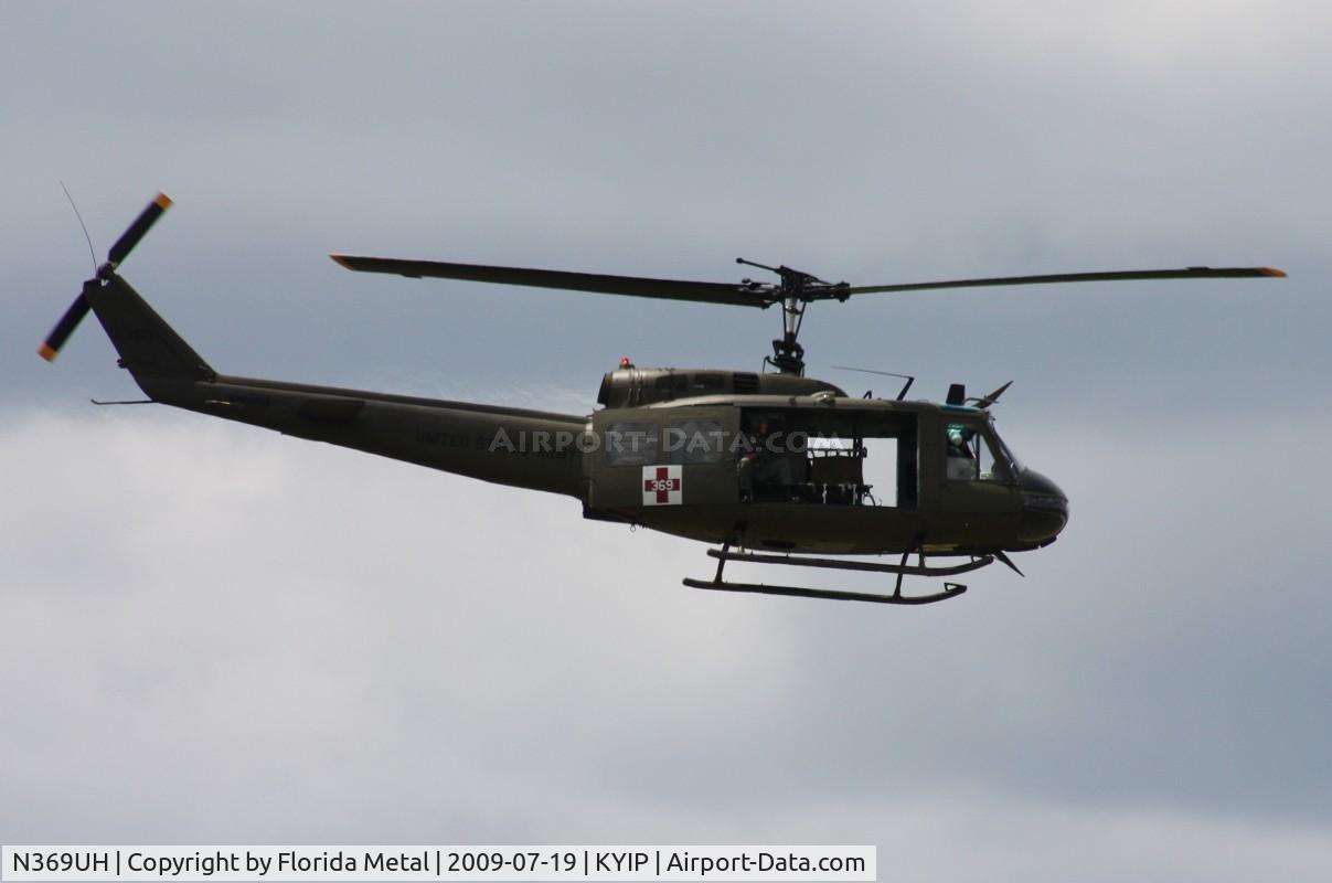 N369UH, 1970 Bell UH-1H C/N 70-16369, TOM 2009
