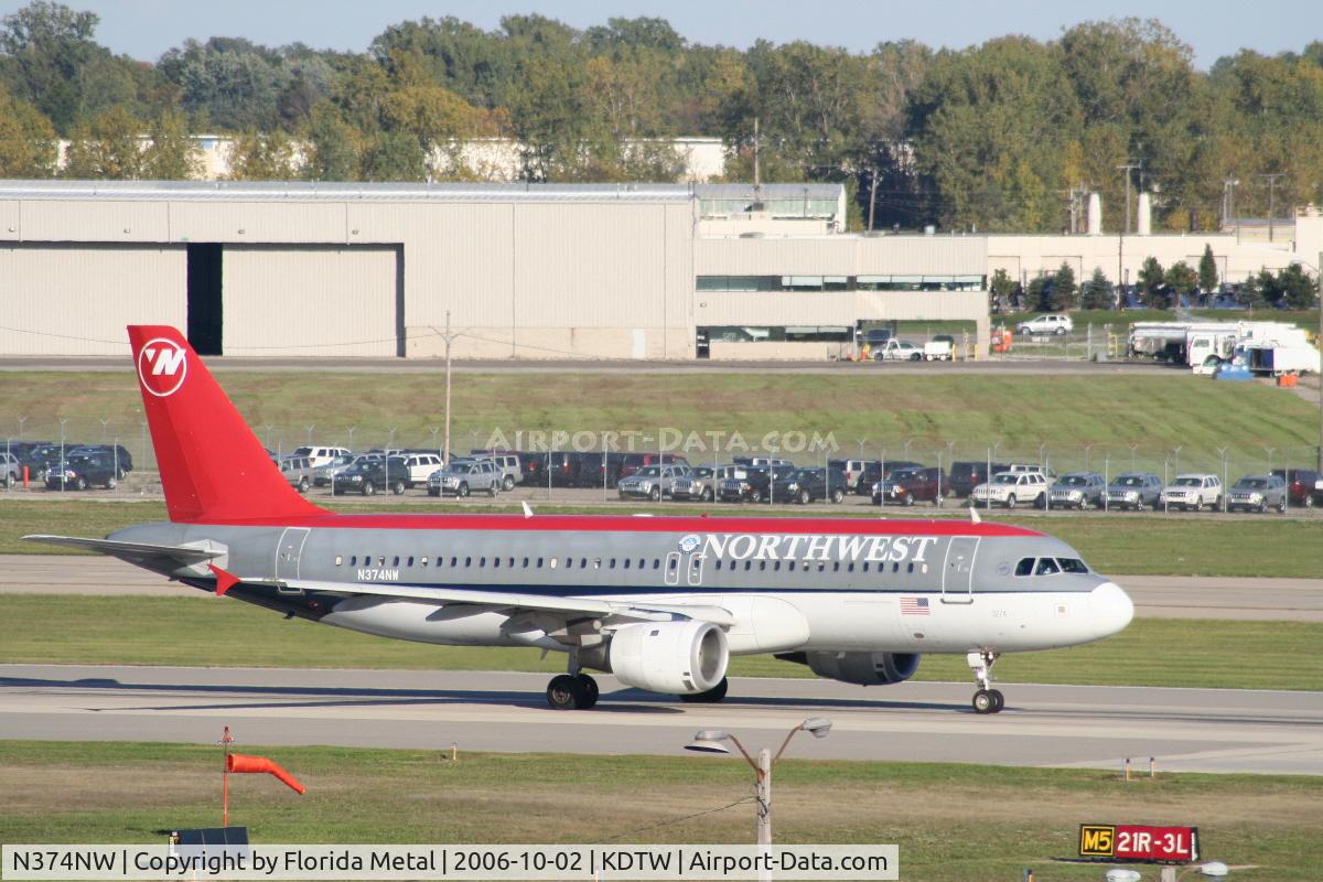 N374NW, 2001 Airbus A320-212 C/N 1646, DTW 2006