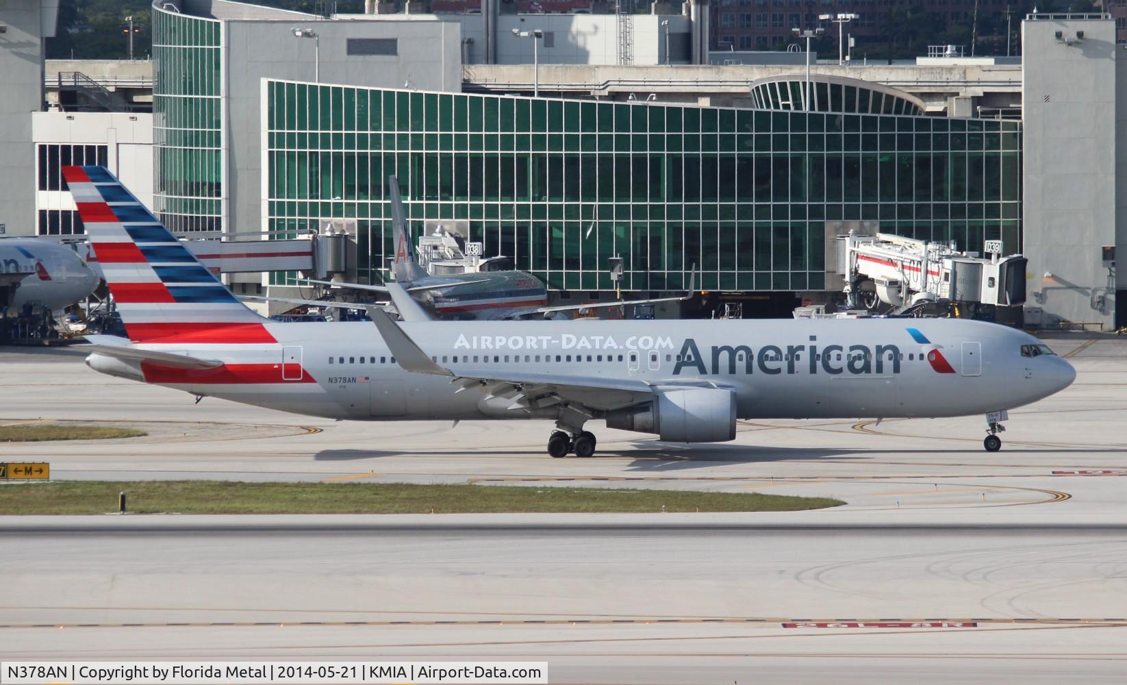 N378AN, 1992 Boeing 767-323/ER C/N 25447, MIA 2014
