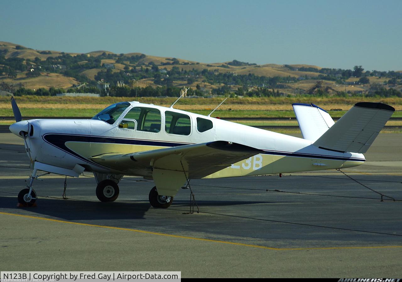 N123B, 1955 Beech F35 Bonanza C/N D-4098, N123B Livermore, CA