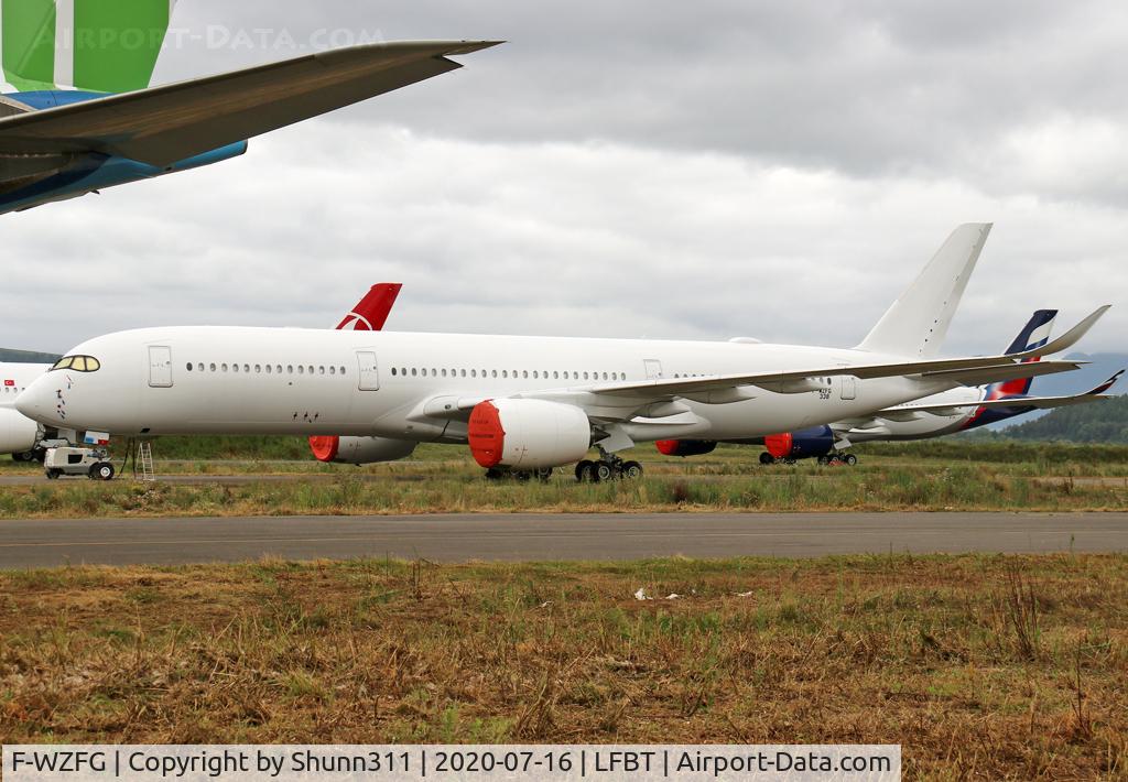 F-WZFG, 2019 Airbus A350-941 C/N 0338, C/n 0338 - For Capital Airlines but stored @LDE