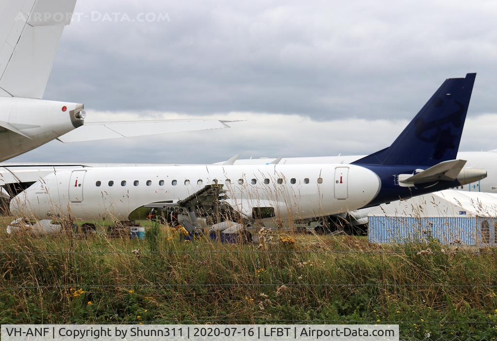 VH-ANF, 2004 Embraer 170LR (ERJ-170-100LR) C/N 17000036, Without registration at the LDE scrapping area... To be broken up...