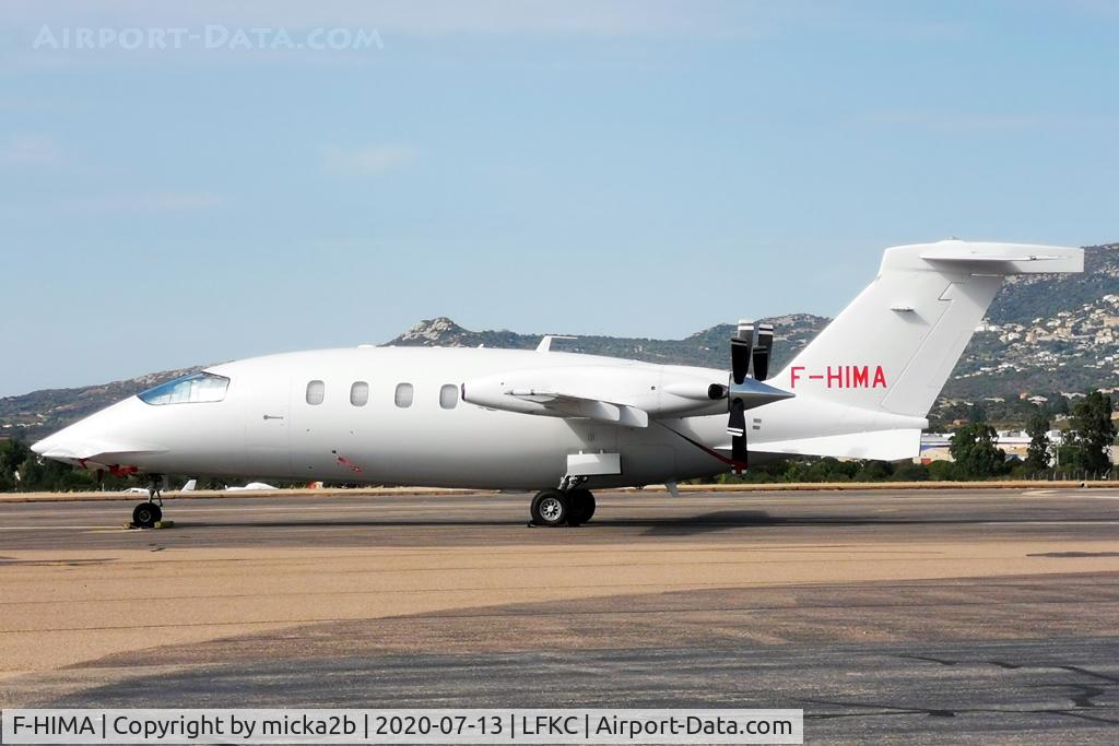 F-HIMA, 2007 Piaggio P-180 Avanti C/N 1138, Parked