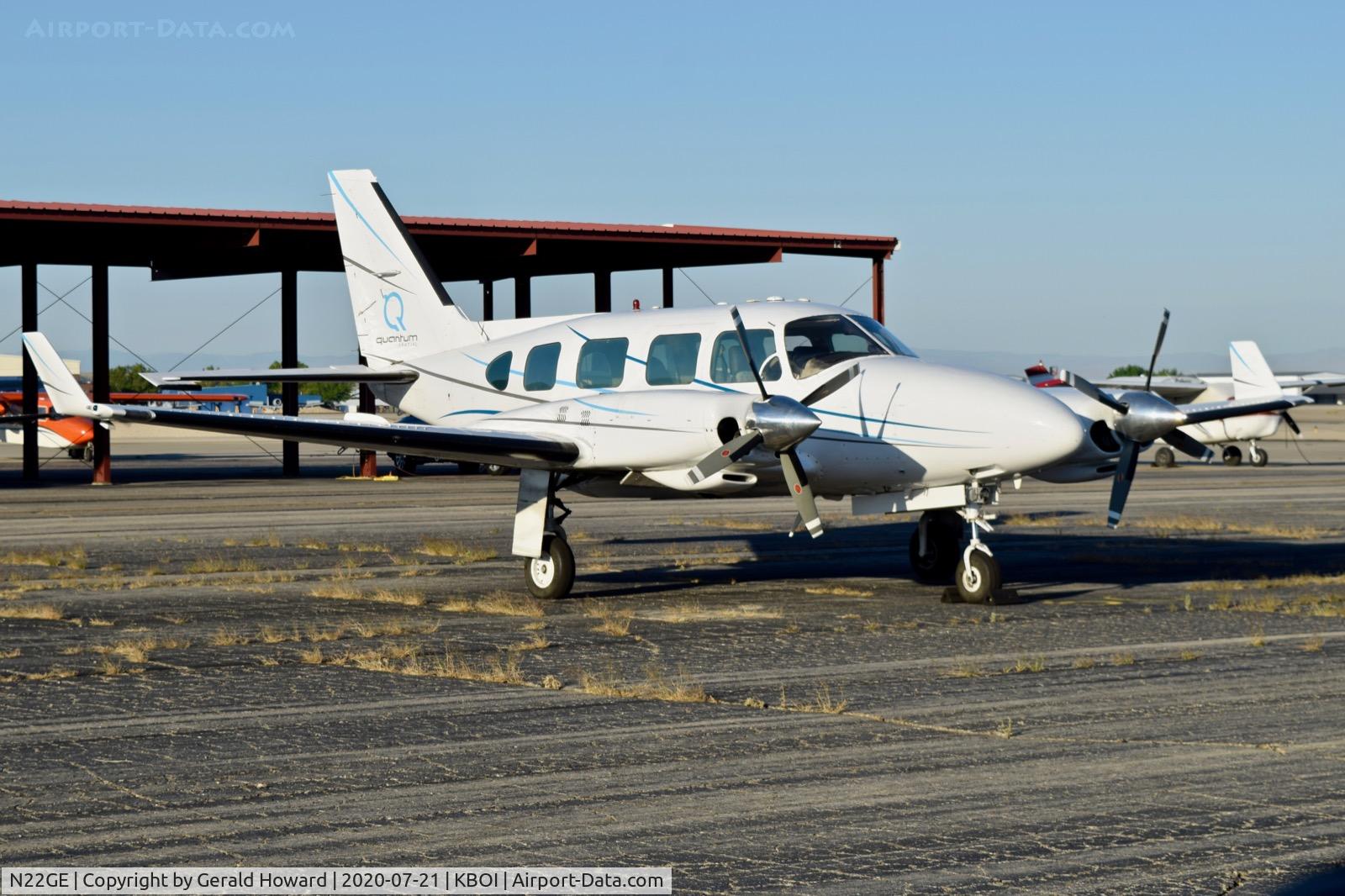 N22GE, 1977 Piper PA-31-325 Navajo C/R C/N 31-7712091, Parked on the north GA ramp.