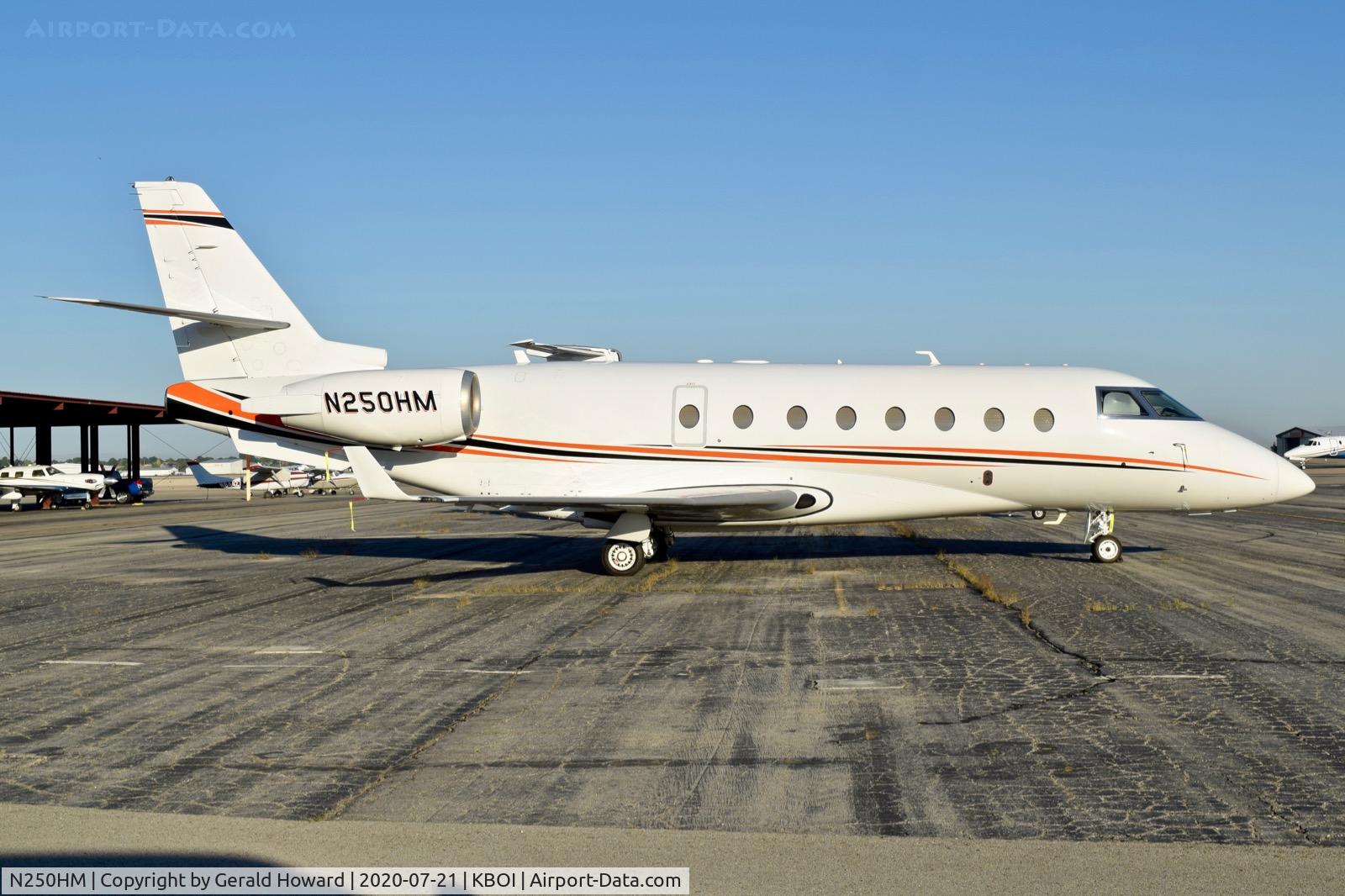 N250HM, 2008 Gulfstream Aerospace LP Gulfstream 200 C/N 217, Parked on the north GA ramp.
