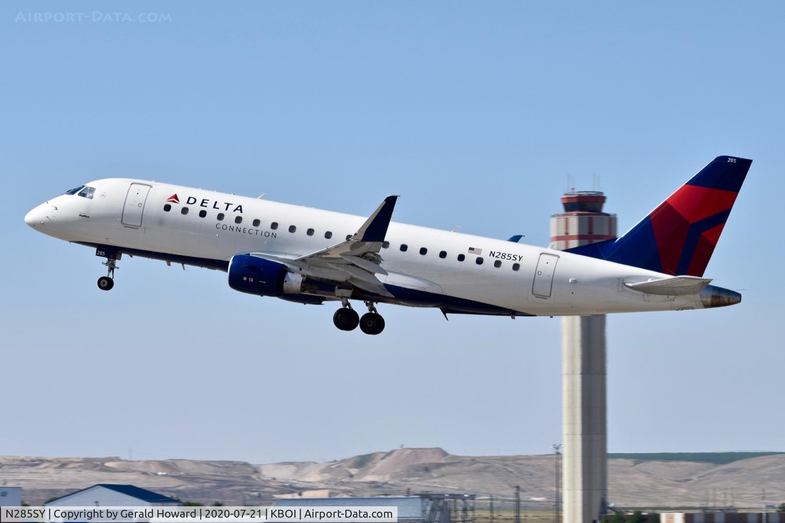 N285SY, 2018 Embraer ERJ-175LL (ERJ-170-200LL) C/N 17000751, Climb out from 10L.