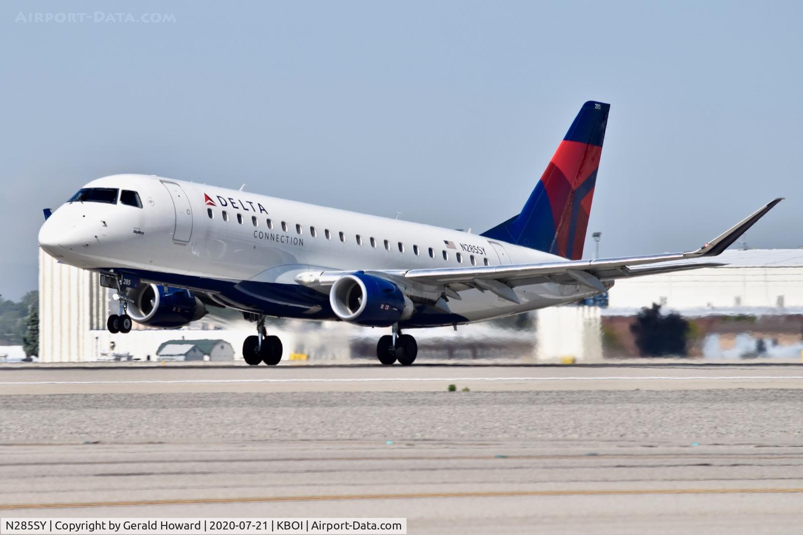 N285SY, 2018 Embraer ERJ-175LL (ERJ-170-200LL) C/N 17000751, Take off from 10L.