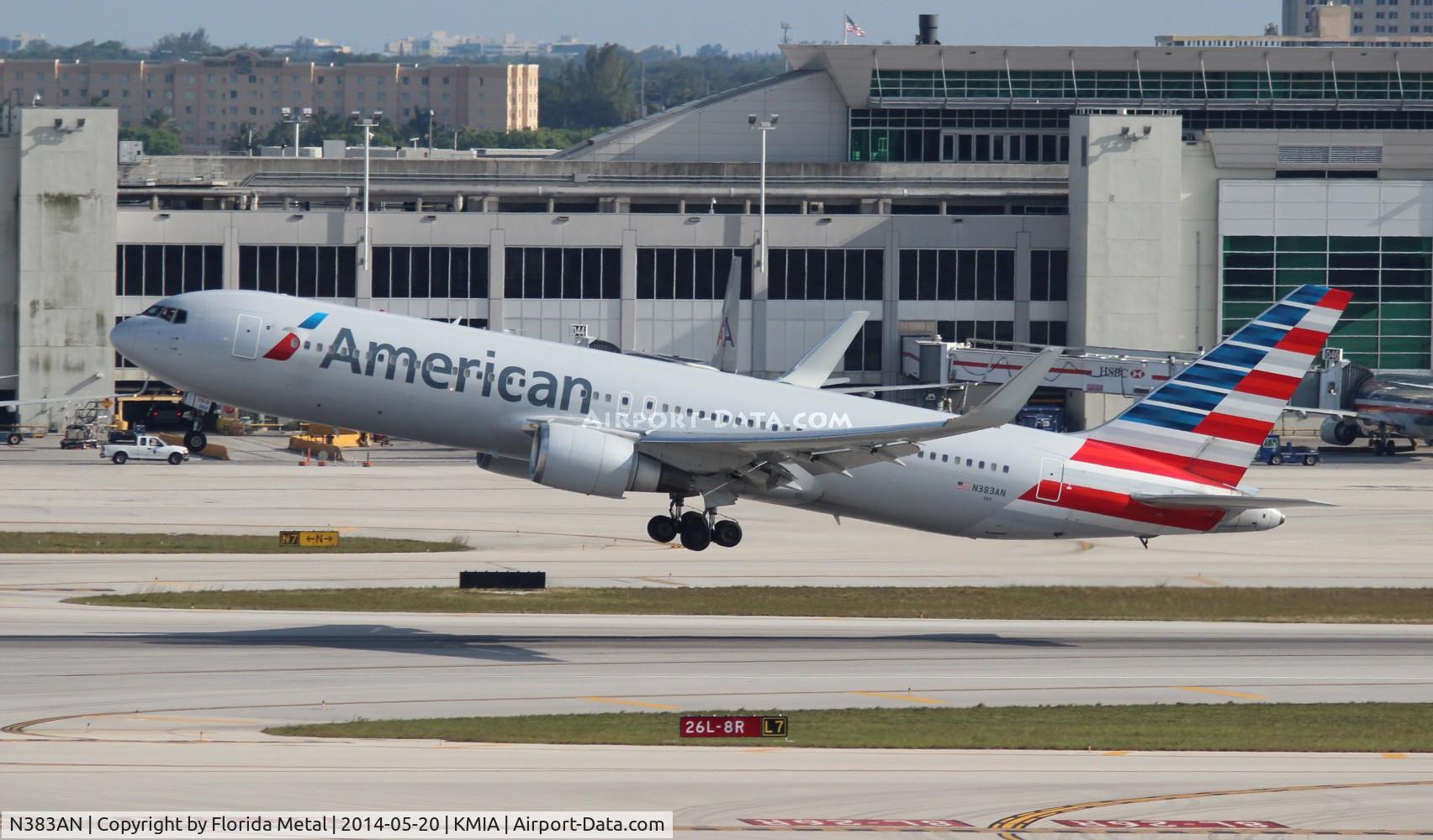 N383AN, 1993 Boeing 767-323 C/N 26995, MIA 2014
