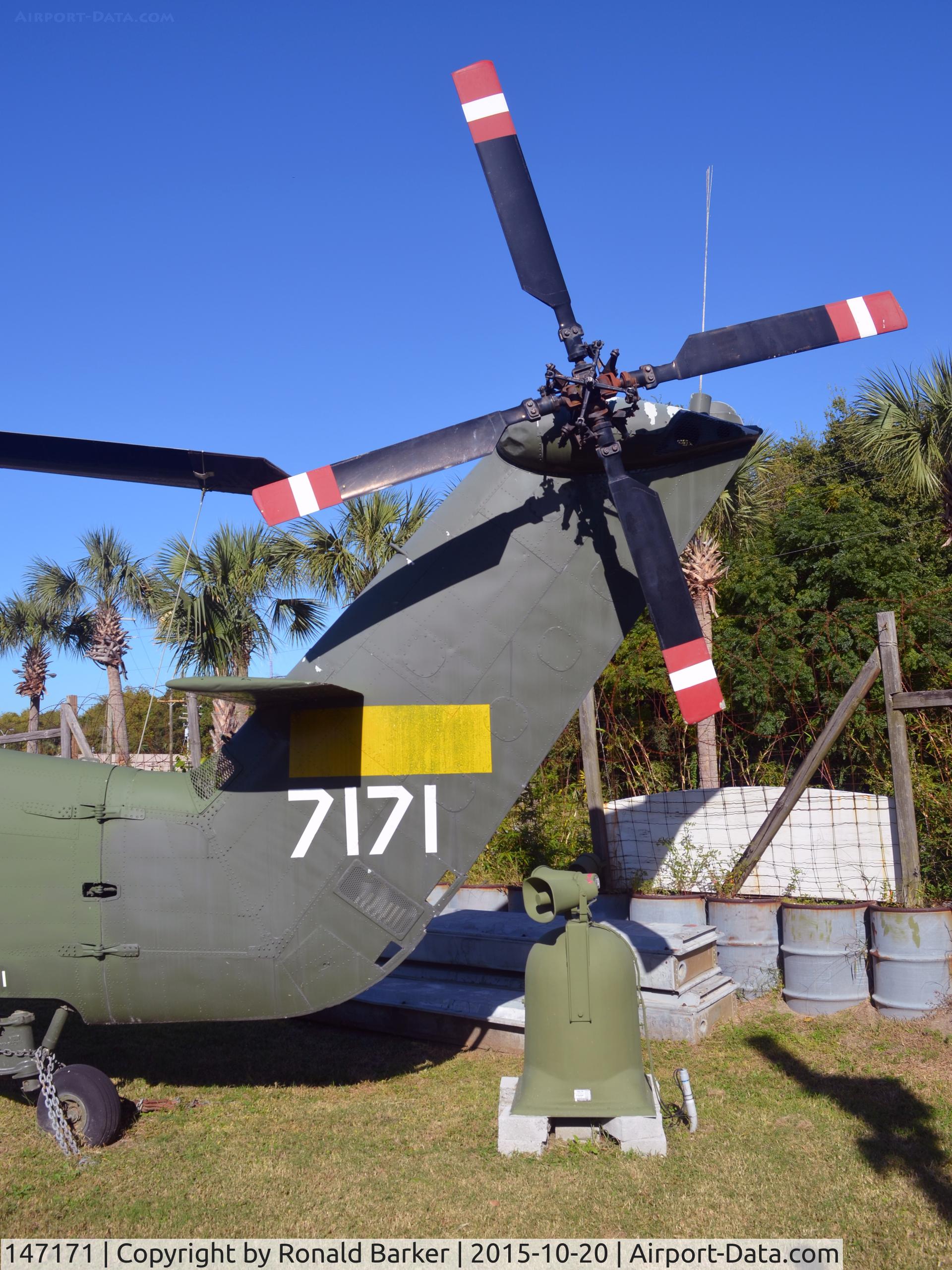 147171, Sikorsky UH-34D Seahorse C/N 58-1087, UH-34D  Vietnam Village  Patriots Point