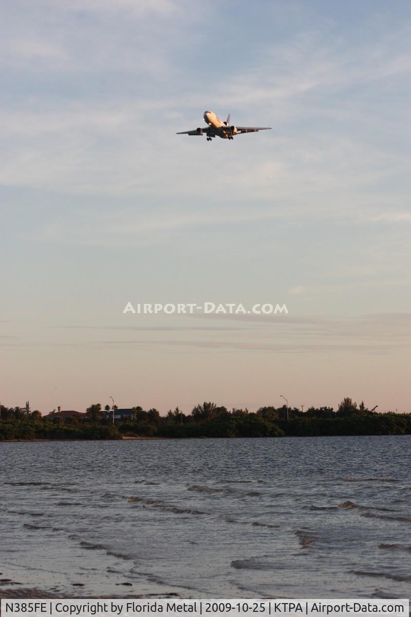 N385FE, 1973 McDonnell Douglas MD-10-10F C/N 46619, TPA 2009