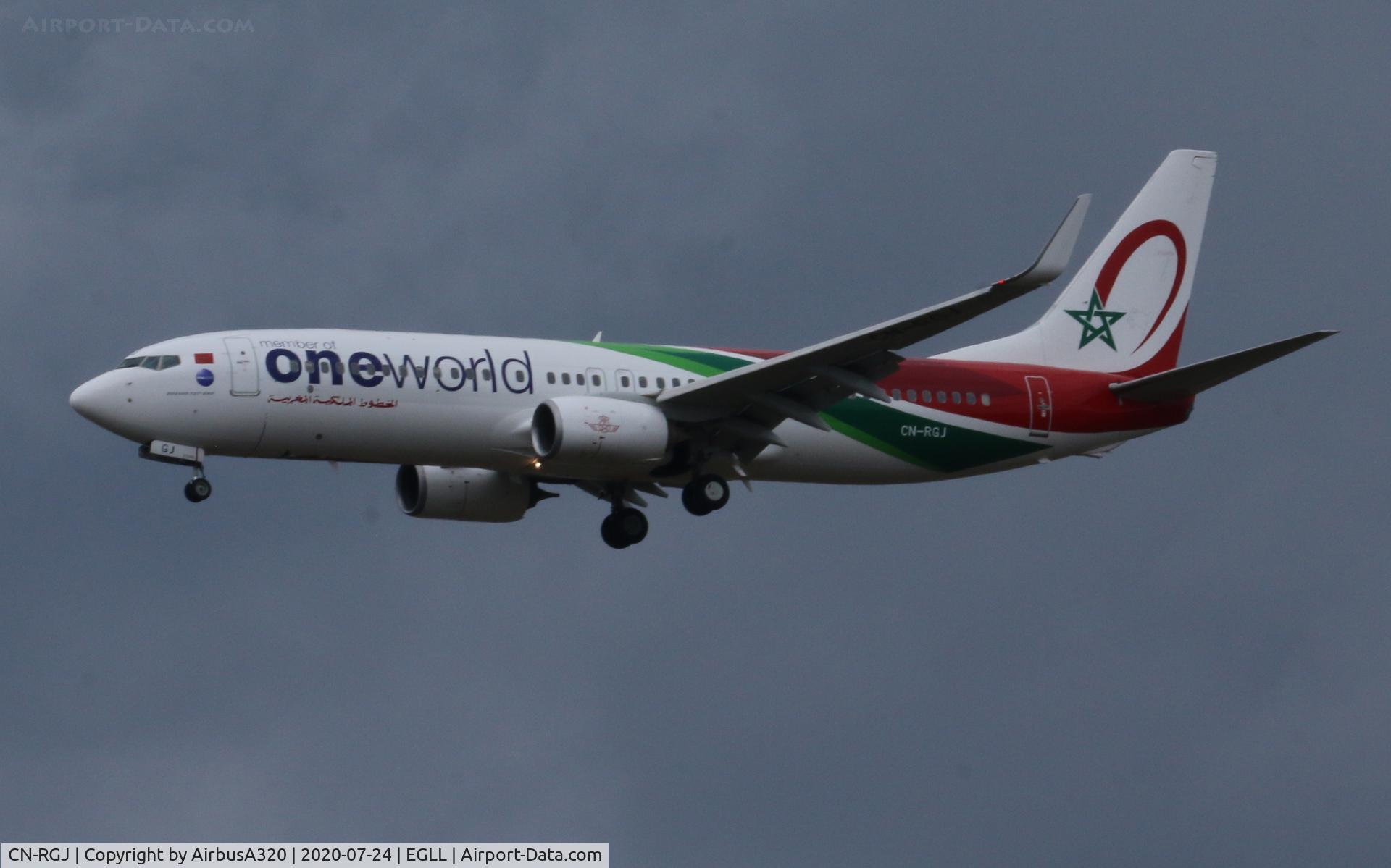 CN-RGJ, 2012 Boeing 737-8B6 C/N 33072, New livery and oneworld titles
