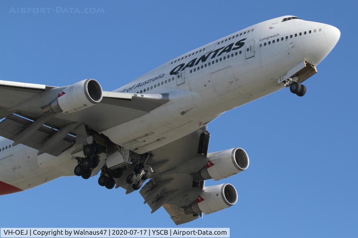 VH-OEJ, 2003 Boeing 747-438/ER C/N 32914, Qantas B747-438 VH-OEJ Cn 32914 climbing from Rwy 35 at Canberra International Airport YSCB on 17Jul2020 - departing for the last ever Qantas Boeing 747 Passenger Flight. The aircraft was cleared to take-off downwind, to avoid a tight 120 deg turn.