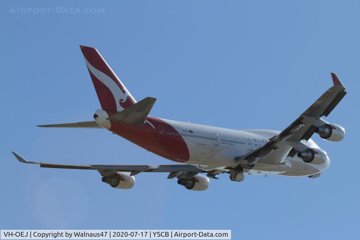 VH-OEJ, 2003 Boeing 747-438/ER C/N 32914, Qantas B747-438 VH-OEJ Cn 32914 departing from Rwy 35 at Canberra International Airport YSCB on 17Jul2020 - for the last ever Qantas Boeing 747 Passenger Flight. The aircraft flew over Kosciuszko National Park before returning to Canberra City.