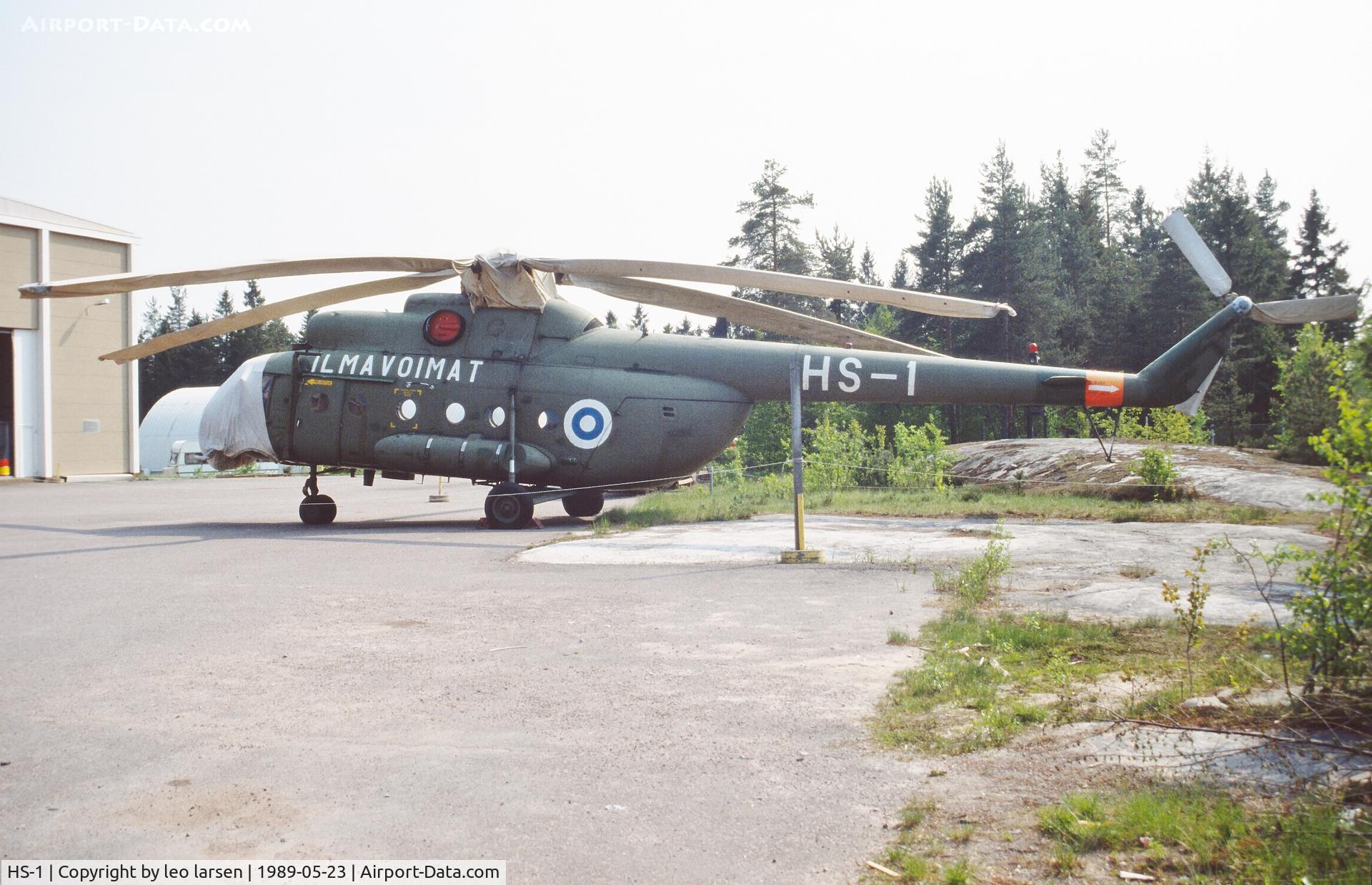 HS-1, 1973 Mil Mi-8T Hip C/N 13301, Finlands Flygmuseum 23.5.1989