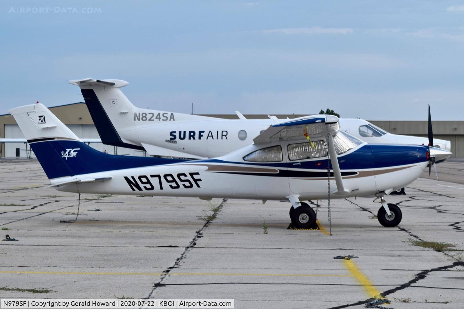 N979SF, 2004 Cessna T182T Turbo Skylane C/N T18208286, Parked on the south GA ramp.