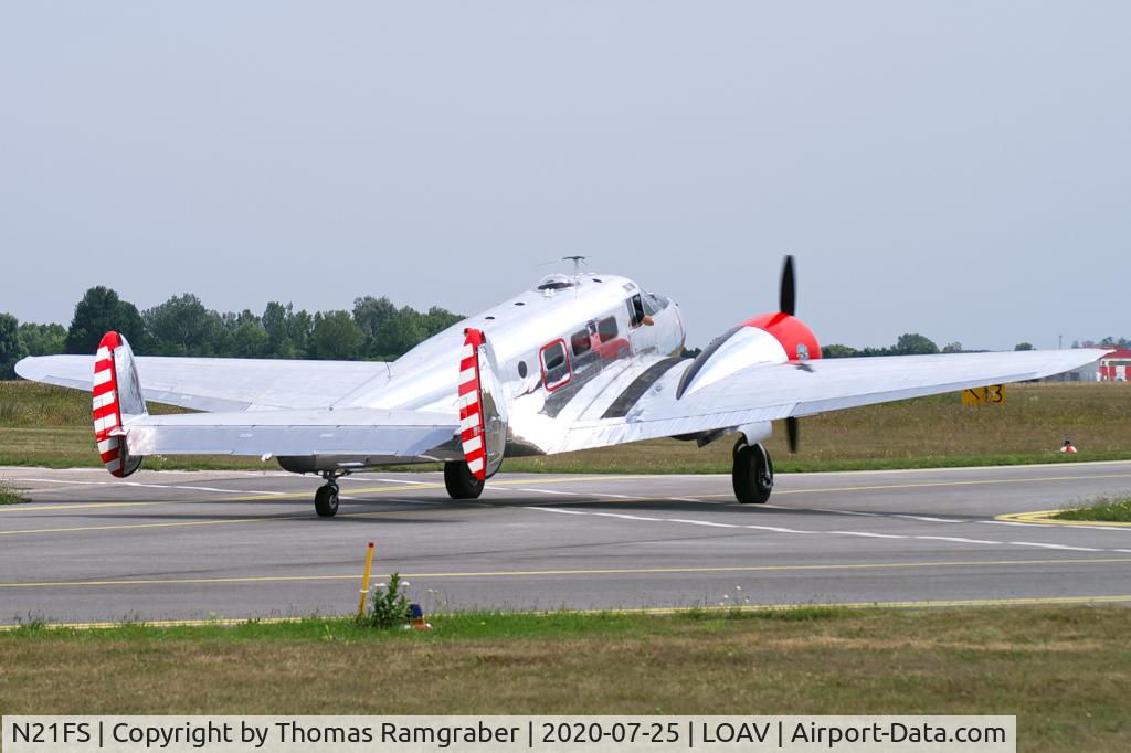 N21FS, 1952 Beech Expeditor 3NM C/N CA-138, private Beech 18