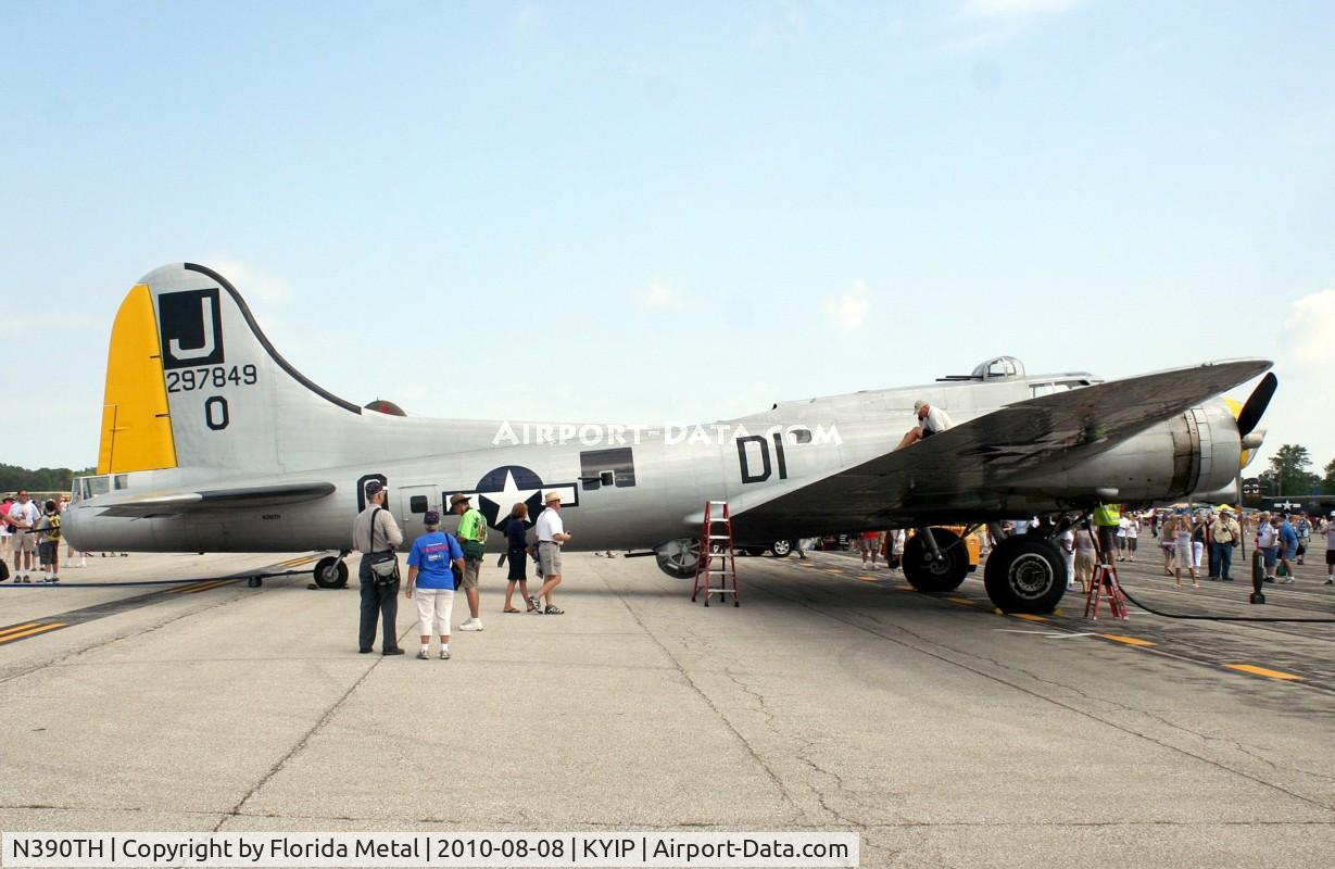 N390TH, 1944 Boeing B-17G Flying Fortress C/N Not found 44-85734, TOM 2010