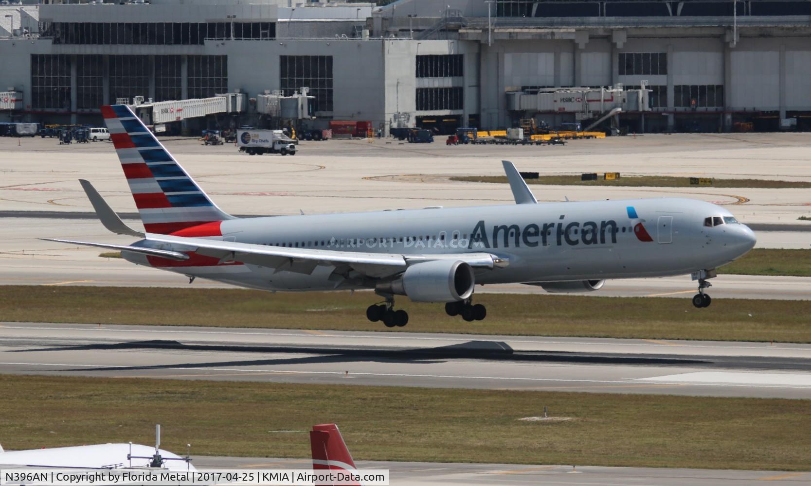 N396AN, 1999 Boeing 767-323/ER C/N 29603, MIA 2017