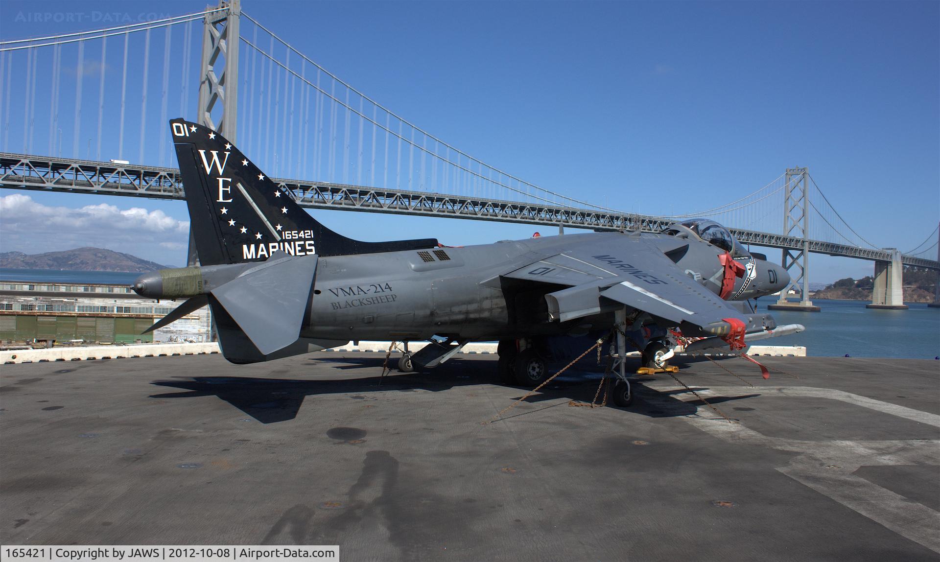 165421, Boeing AV-8B+(R)-27-MC Harrier II Plus C/N B293, 165421 WE-01 Boeing AV-8B+(R)-27-MC Harrier II Plus  on board USS Makin Island (LHD-8) berthed at San Francisco Harbour