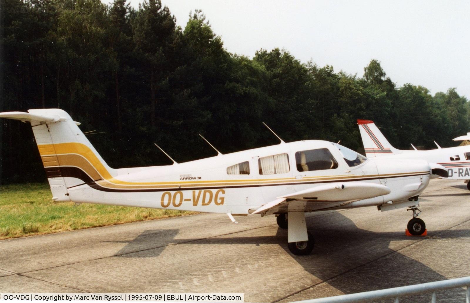 OO-VDG, Piper PA-28RT-201 Arrow IV C/N 28R7918228, Static display at Ursel Airshow 1995.